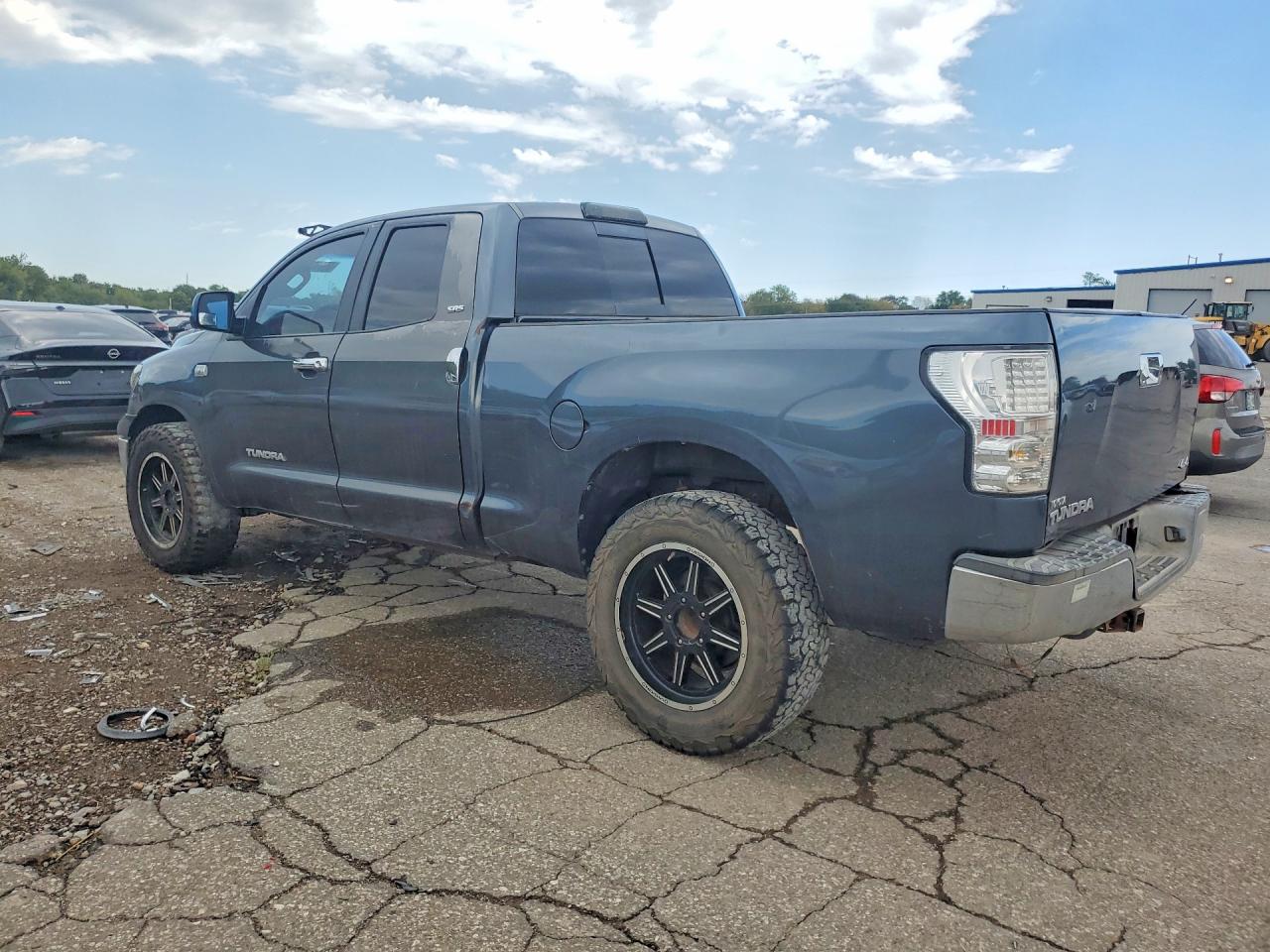 2007 Toyota Tundra Sr5 Gray vin: 5TFBT54107X003949