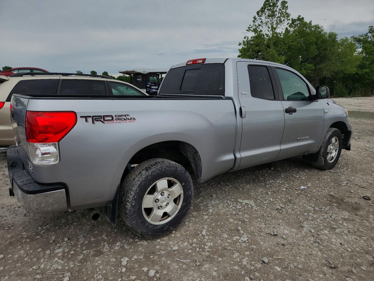 2007 Toyota Tundra Double Cab Sr5 Silver vin: 5TFBT54107X009041