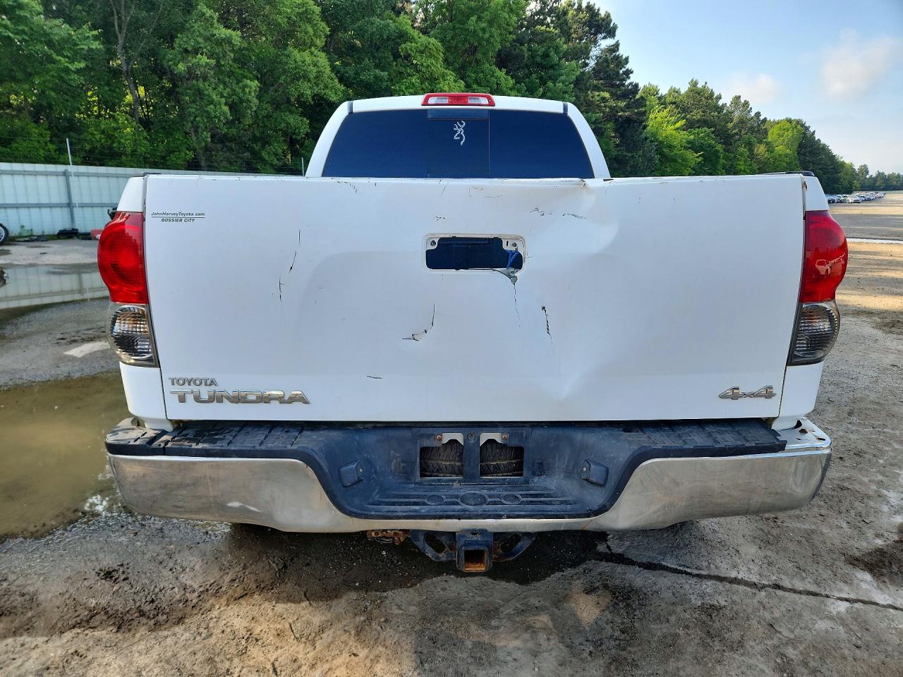 2007 Toyota Tundra Double Cab Sr5 White vin: 5TFBT54157X008368