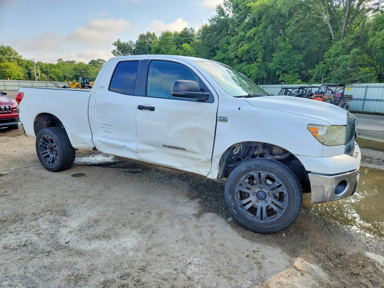 2007 Toyota Tundra Double Cab Sr5 White vin: 5TFBT54157X008368