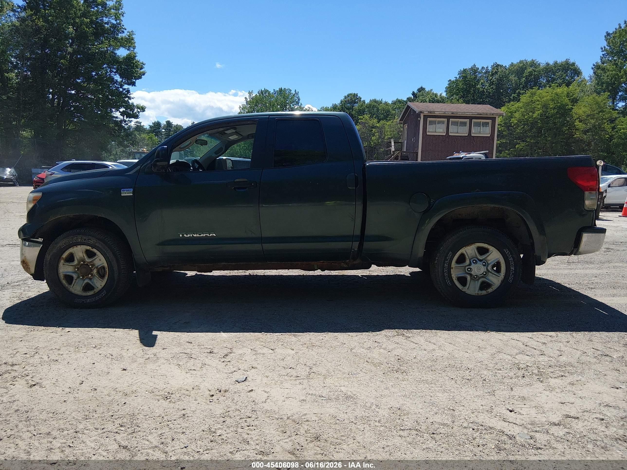 2008 Toyota Tundra Base 4.7l V8 Green vin: 5TFBT54188X013047