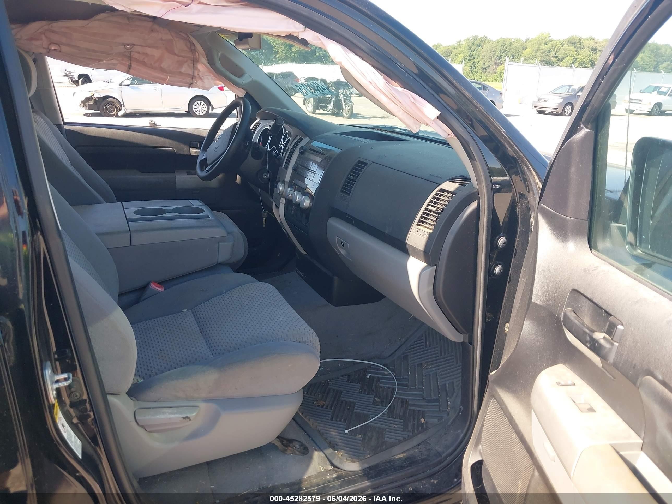 2007 Toyota Tundra Sr5 4.7l V8 Black vin: 5TFBT541X7X002484