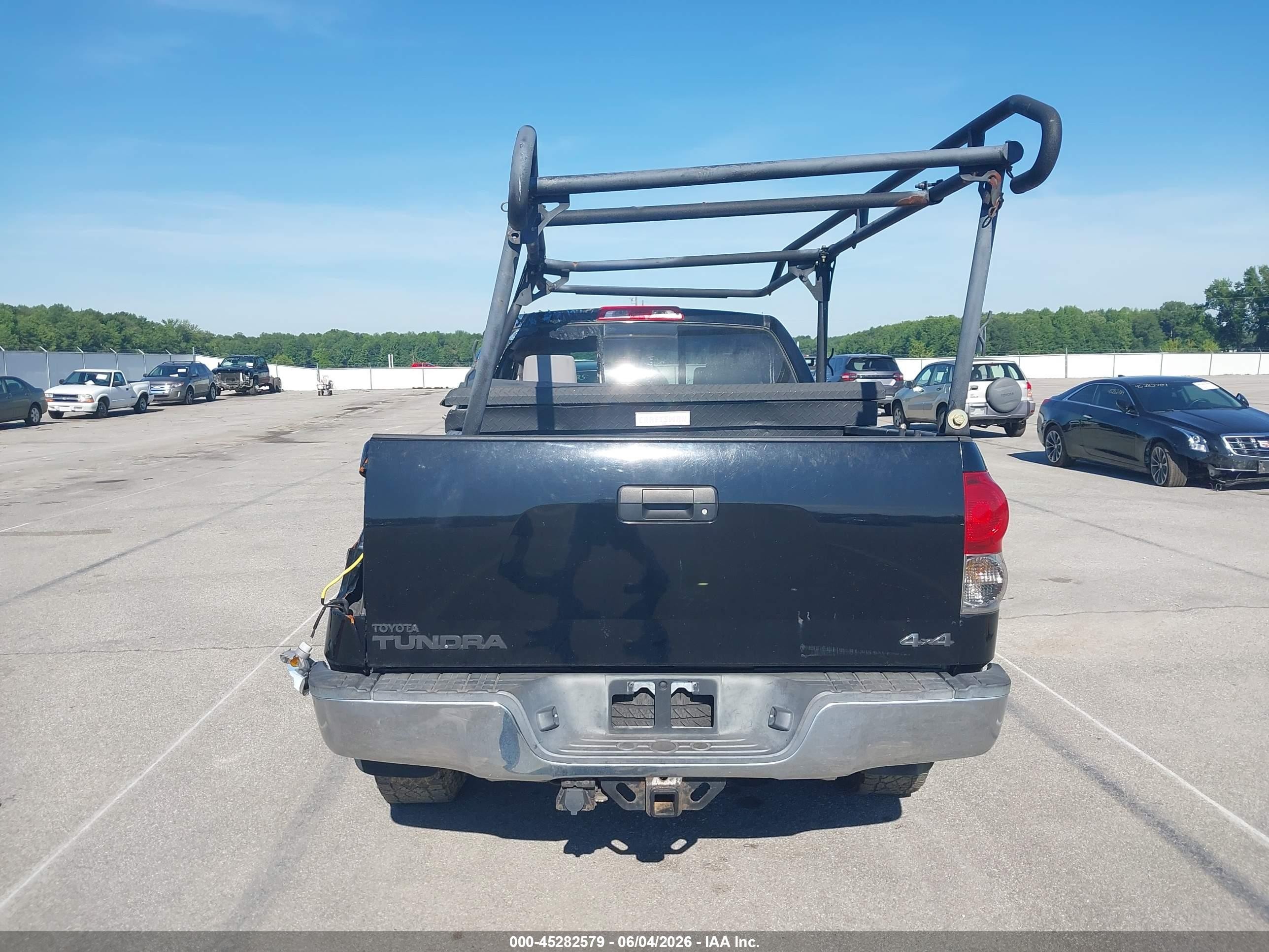 2007 Toyota Tundra Sr5 4.7l V8 Black vin: 5TFBT541X7X002484