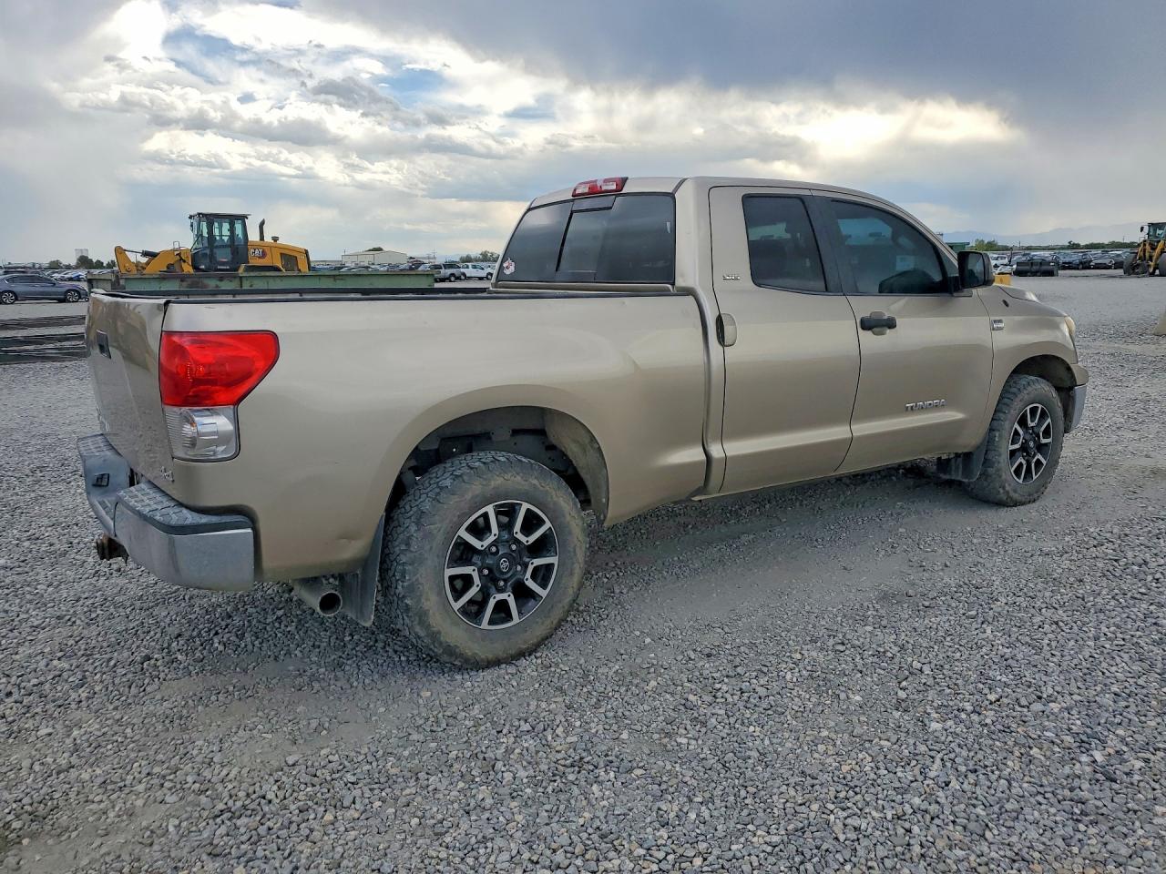 2007 Toyota Tundra Sr5 Бежевый vin: 5TFBT541X7X004073