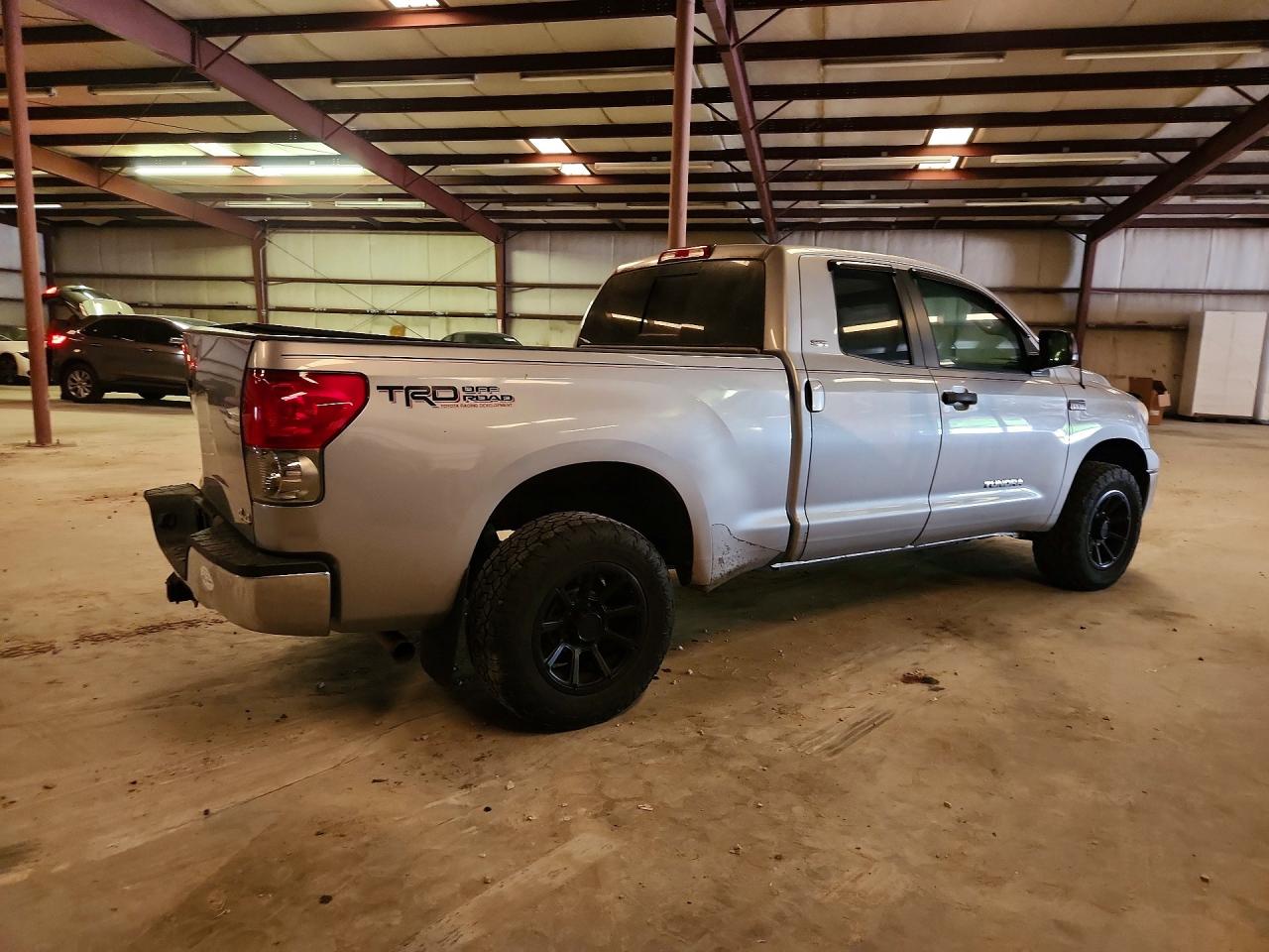 2008 Toyota Tundra Sr5 Silver vin: 5TFBV54108X066674