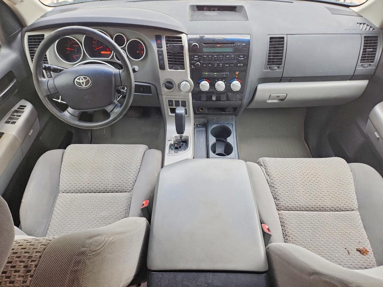 2008 Toyota Tundra Sr5 Silver vin: 5TFBV54108X066674