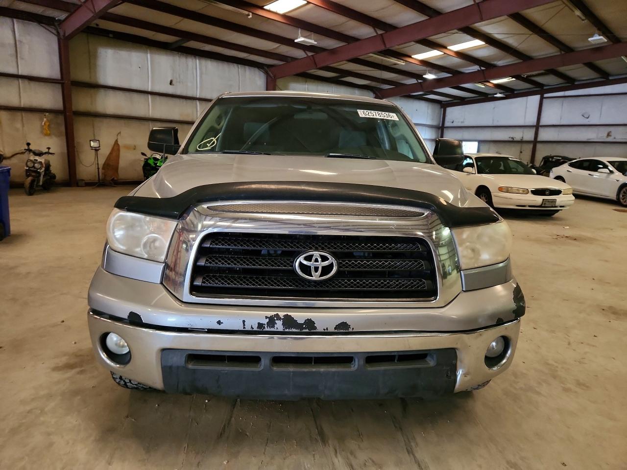 2008 Toyota Tundra Sr5 Silver vin: 5TFBV54108X066674