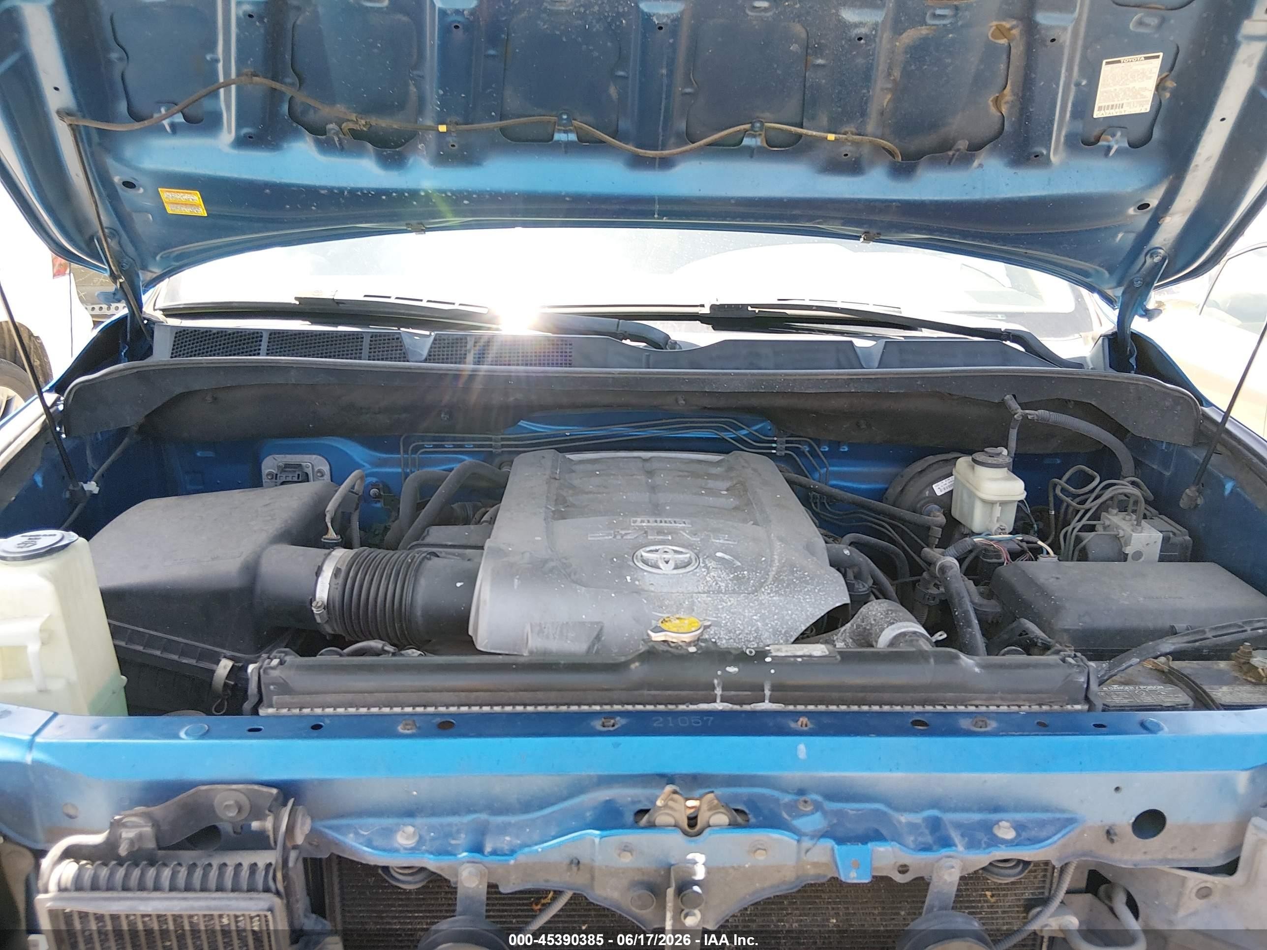 2008 Toyota Tundra Sr5 5.7l V8 Blue vin: 5TFBV54108X080770