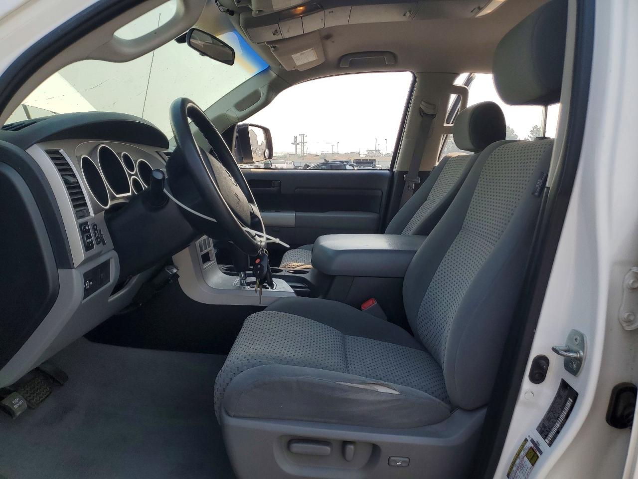 2008 Toyota Tundra Sr5 Белый vin: 5TFBV54118X045946