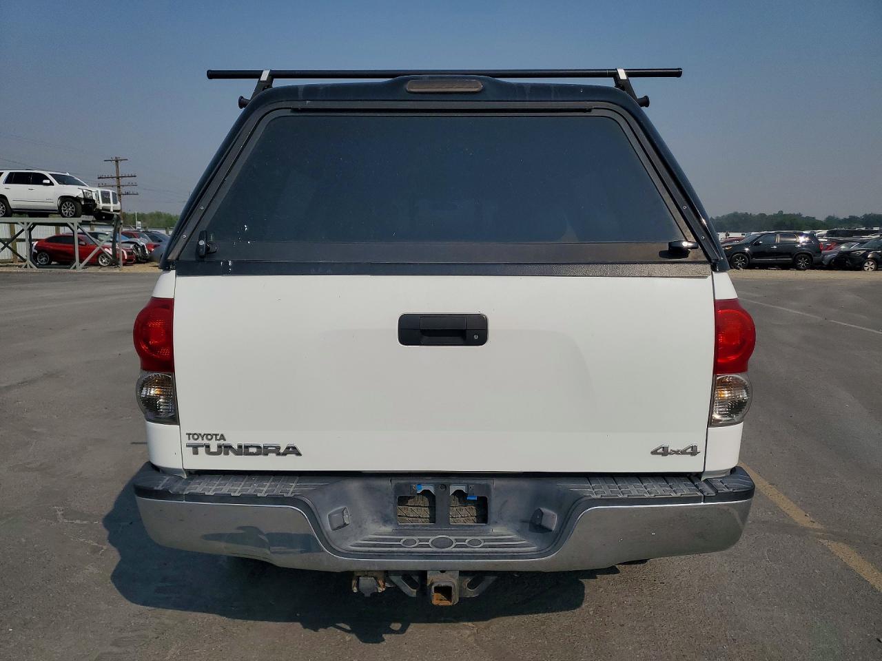 2008 Toyota Tundra Sr5 Белый vin: 5TFBV54118X045946