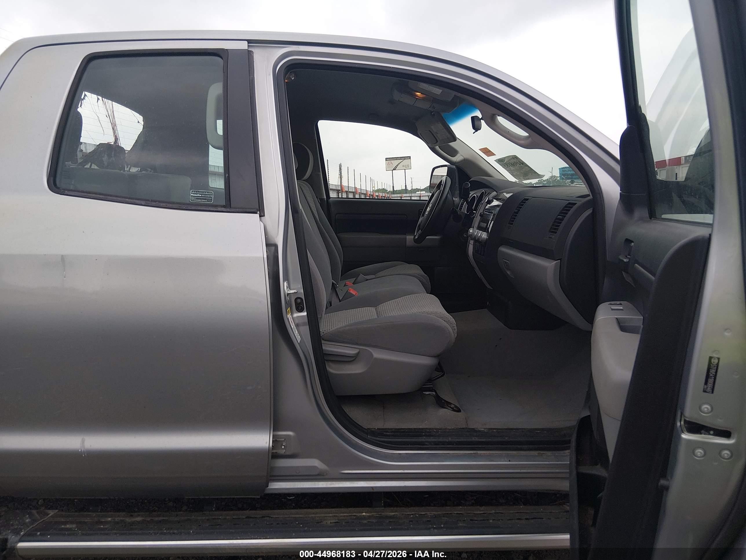 2008 Toyota Tundra Base 5.7l V8 Gray vin: 5TFBV54118X066487