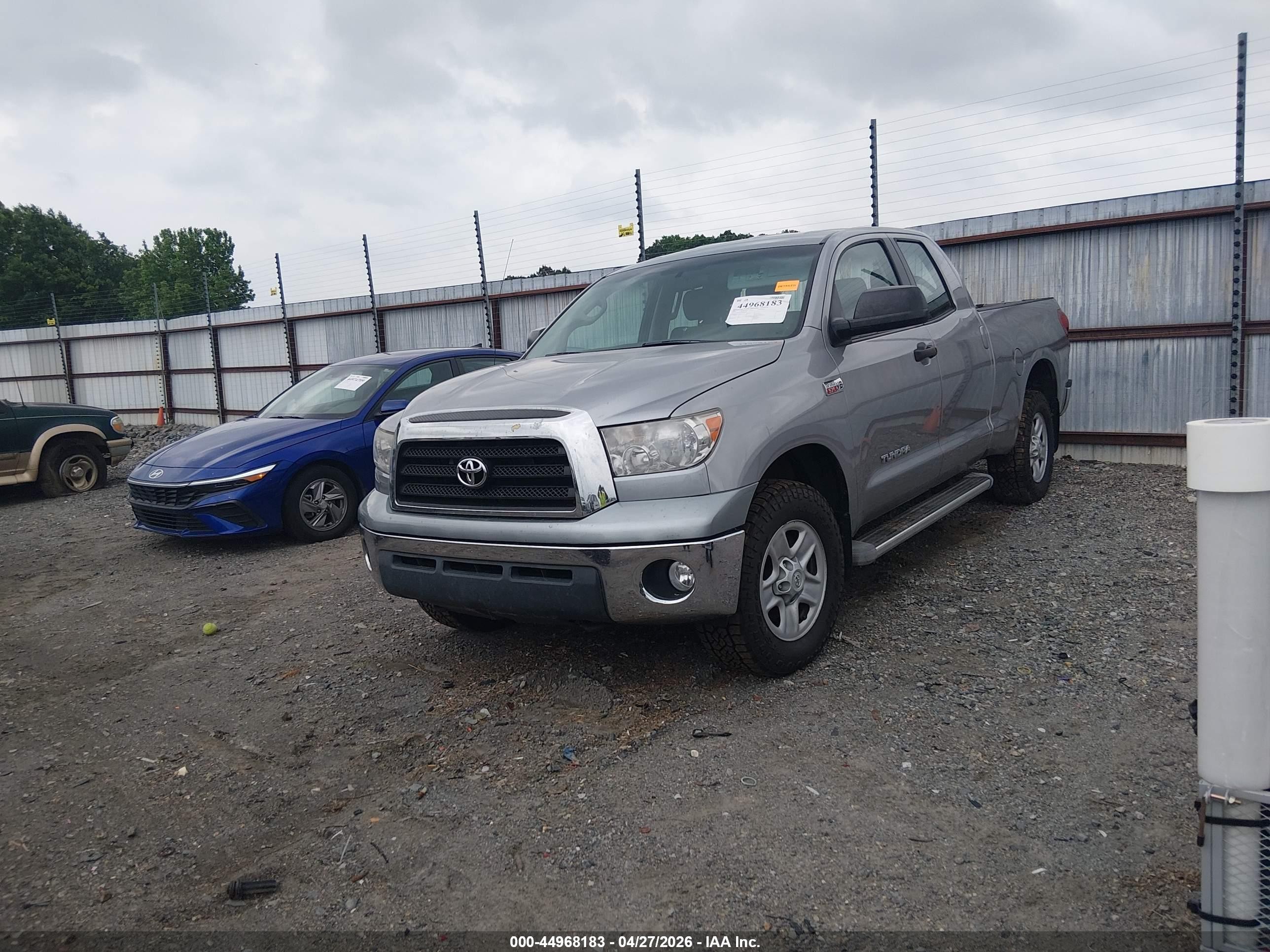 2008 Toyota Tundra Base 5.7l V8 Gray vin: 5TFBV54118X066487