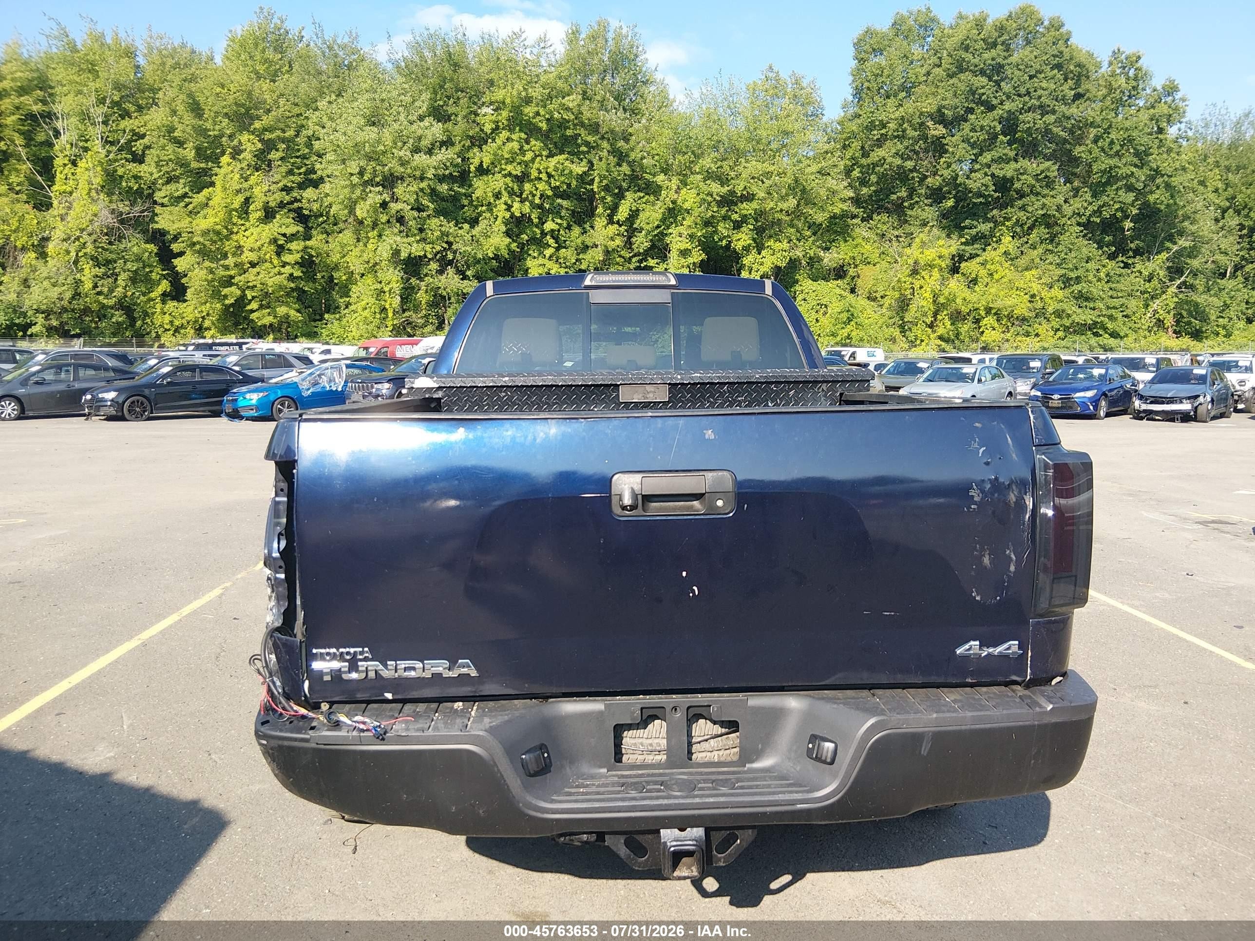 2009 Toyota Tundra Grade 5.7l V8 Blue vin: 5TFBV54119X087325