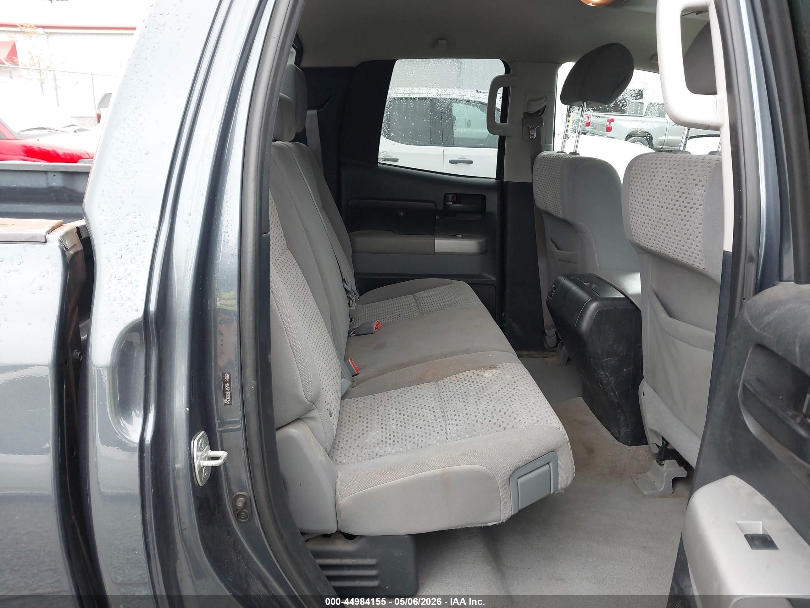 2009 Toyota Tundra Sr5 5.7l V8 vin: 5TFBV54119X090564
