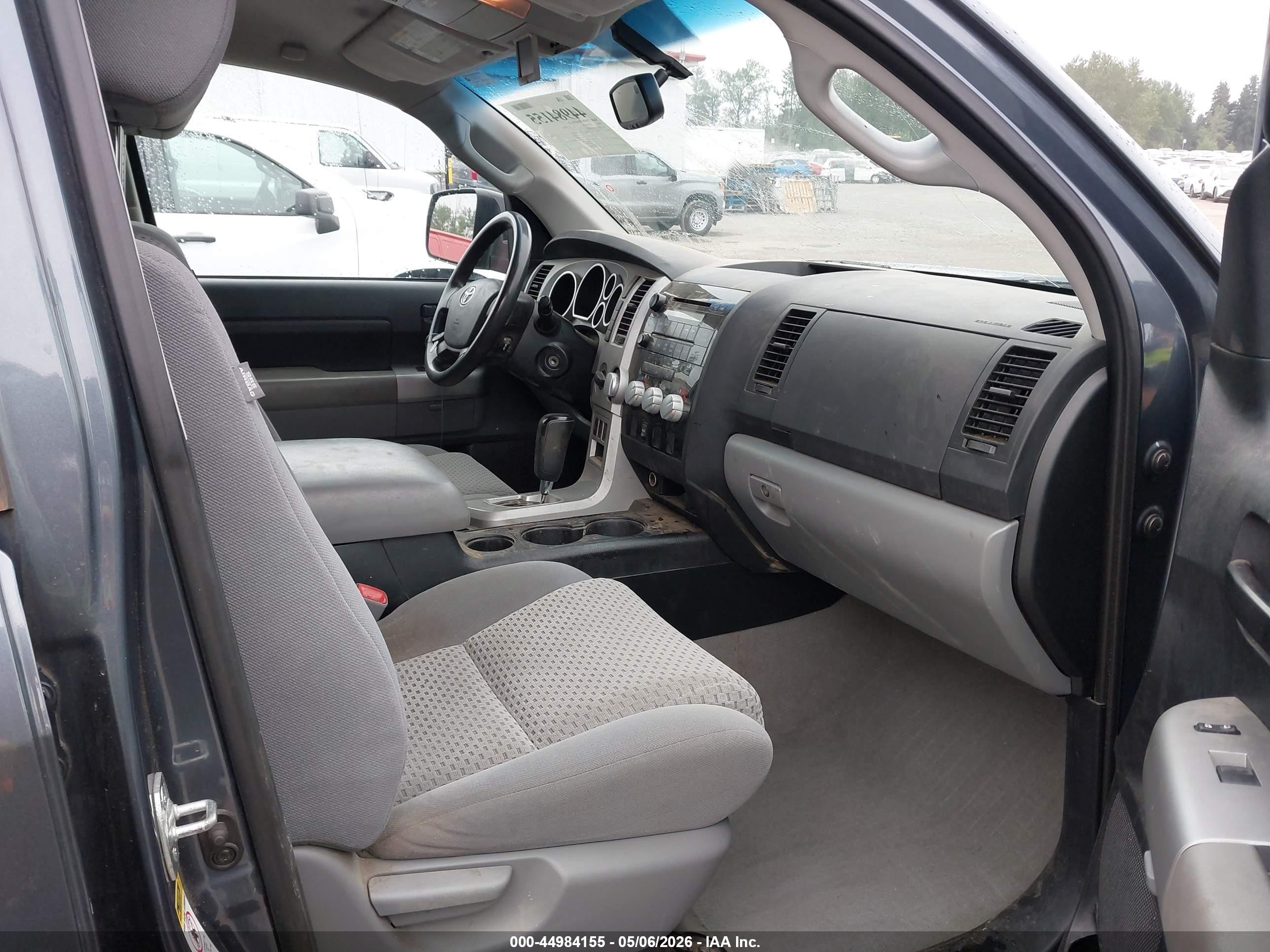 2009 Toyota Tundra Sr5 5.7l V8 vin: 5TFBV54119X090564