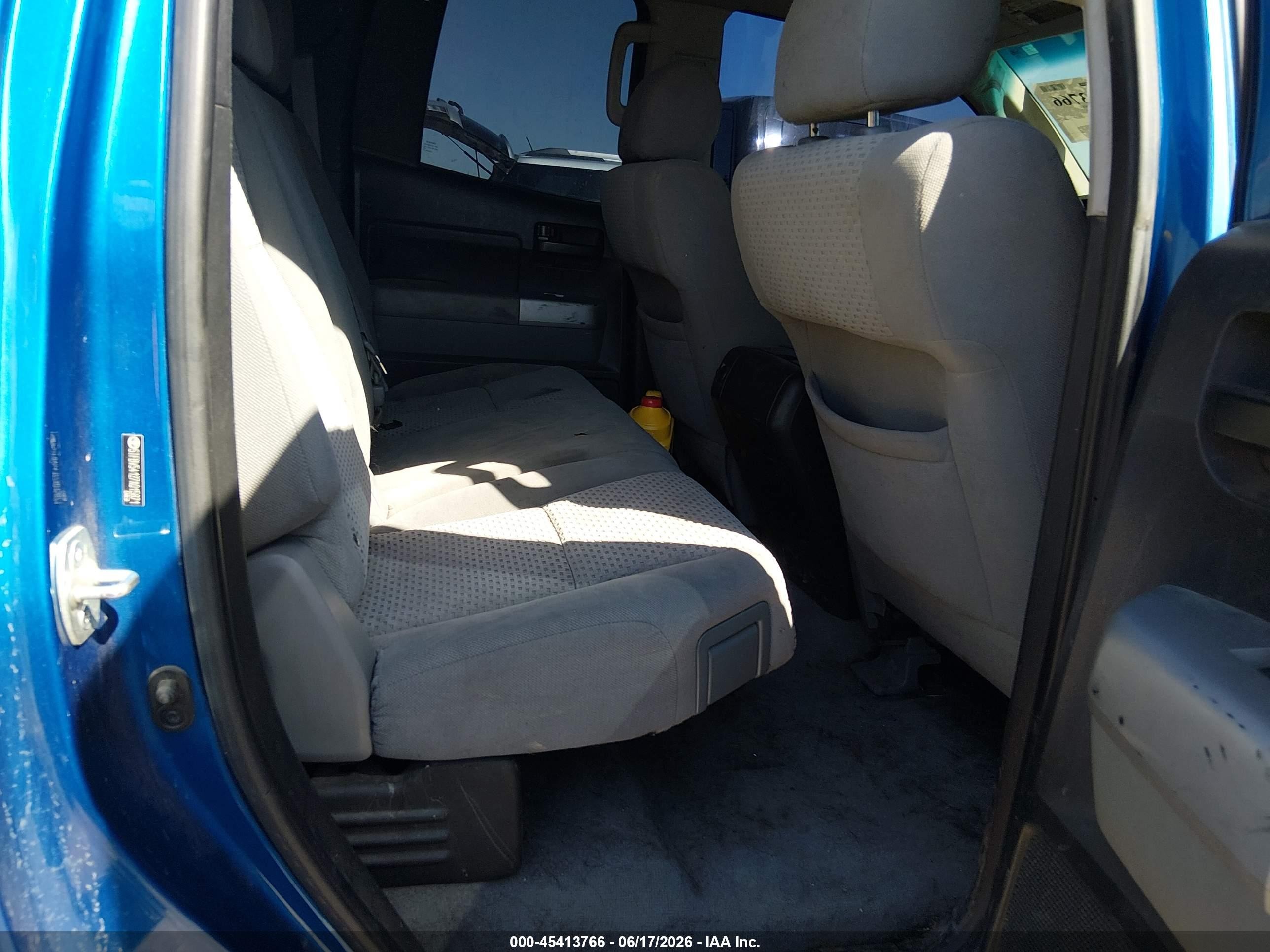 2007 Toyota Tundra Sr5 5.7l V8 Blue vin: 5TFBV54127X015871