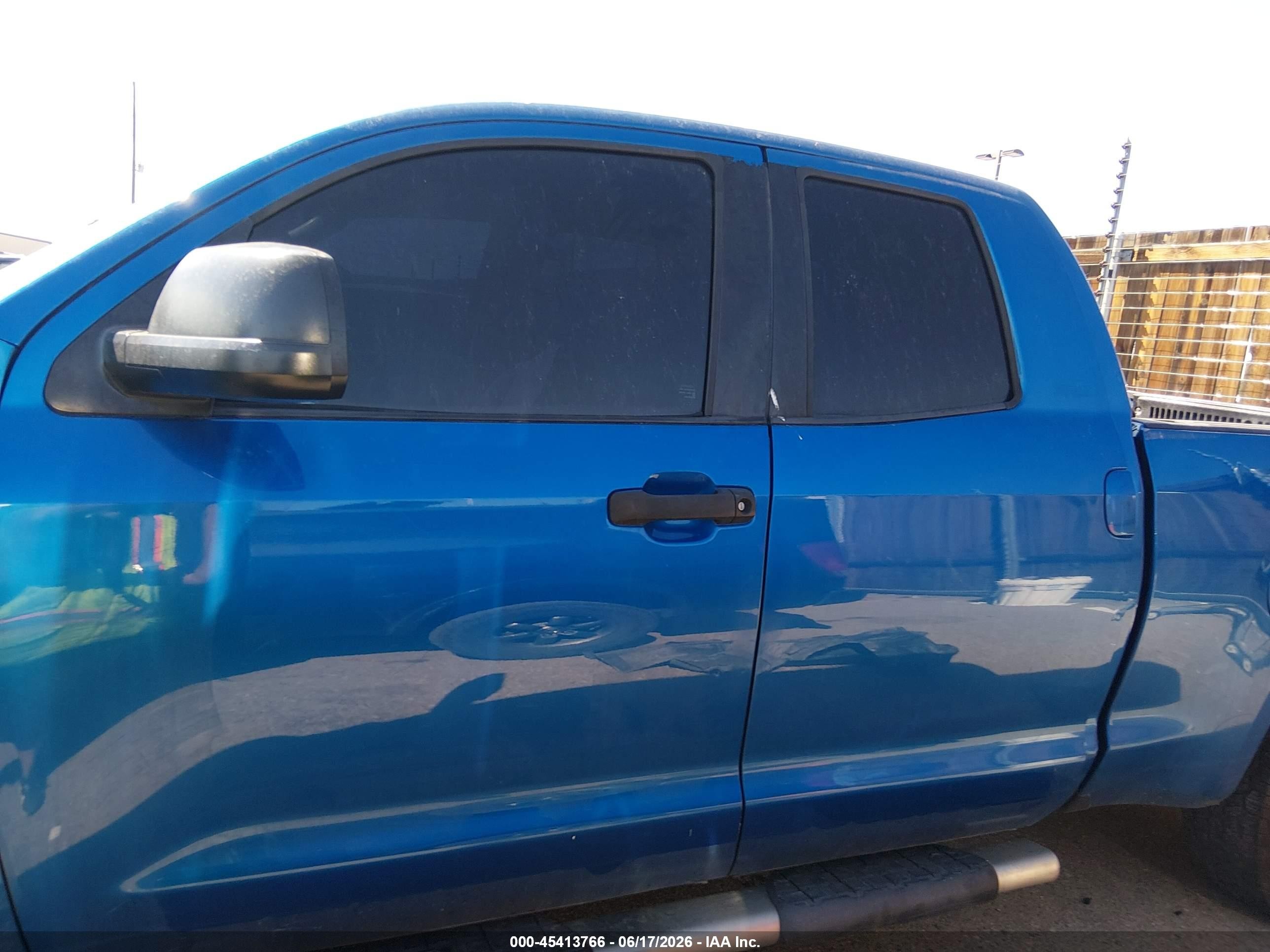 2007 Toyota Tundra Sr5 5.7l V8 Blue vin: 5TFBV54127X015871