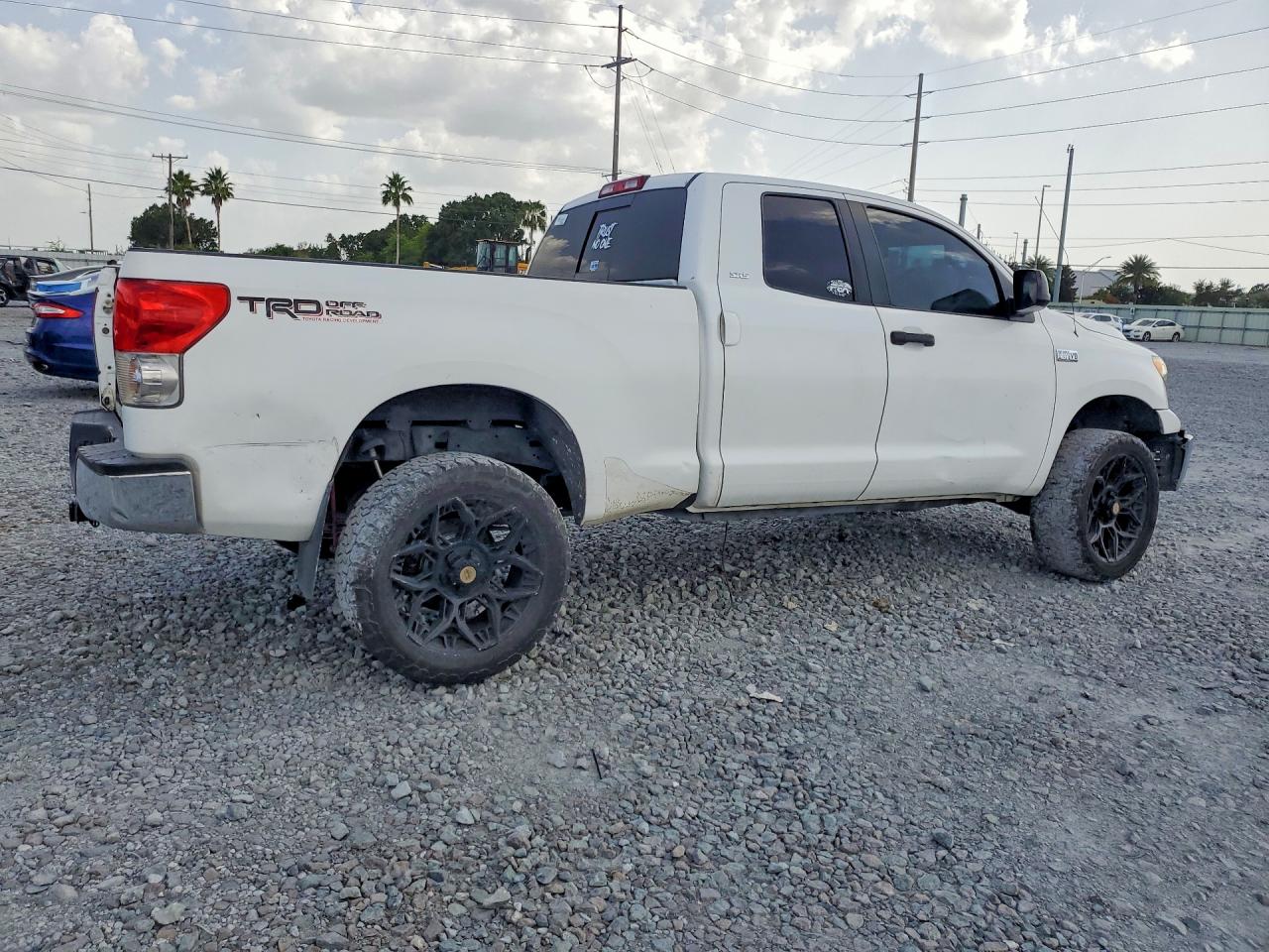2008 Toyota Tundra Sr5 White vin: 5TFBV54128X049522