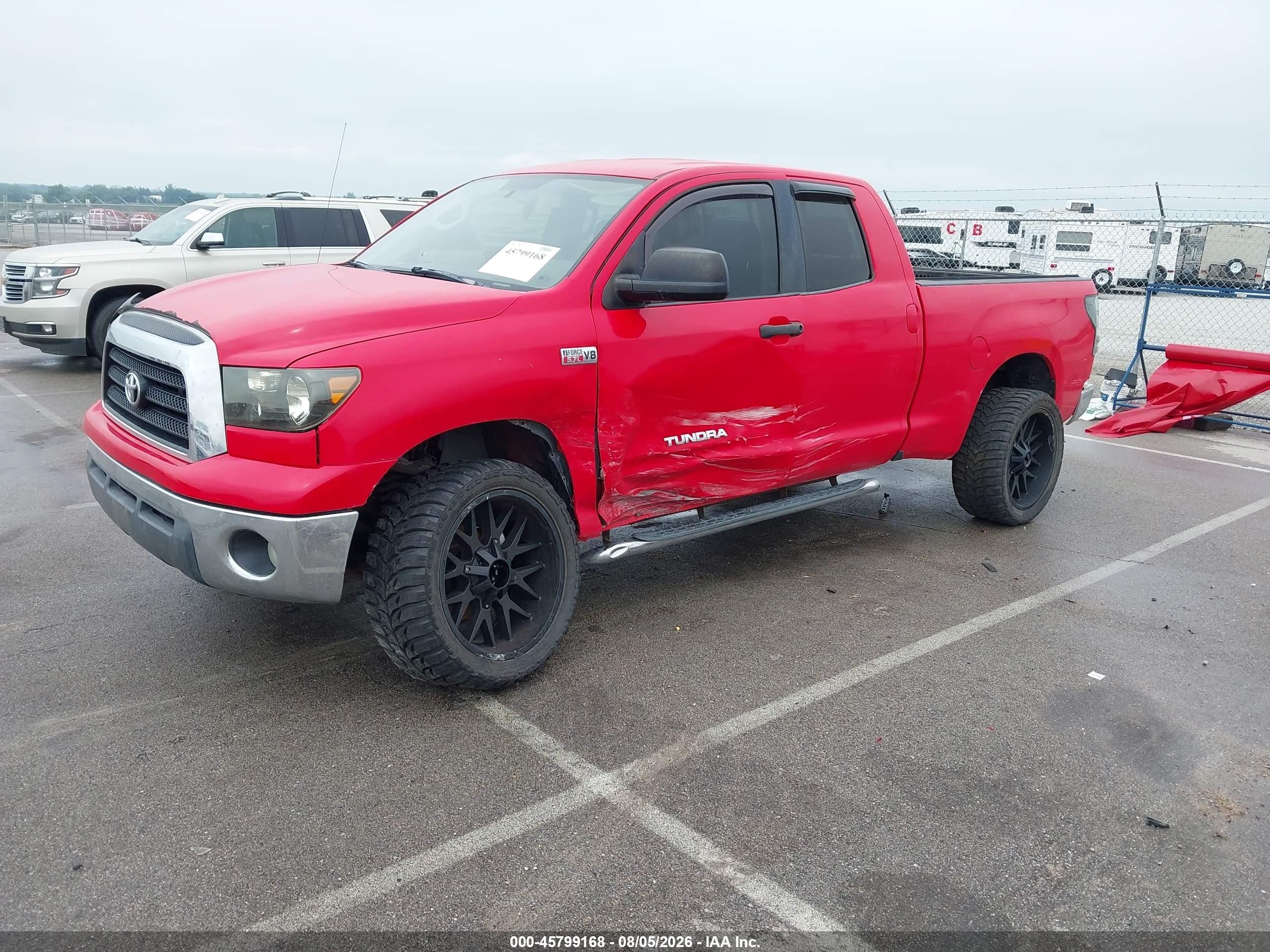 2008 Toyota Tundra Base 5.7l V8 Red vin: 5TFBV54128X071584