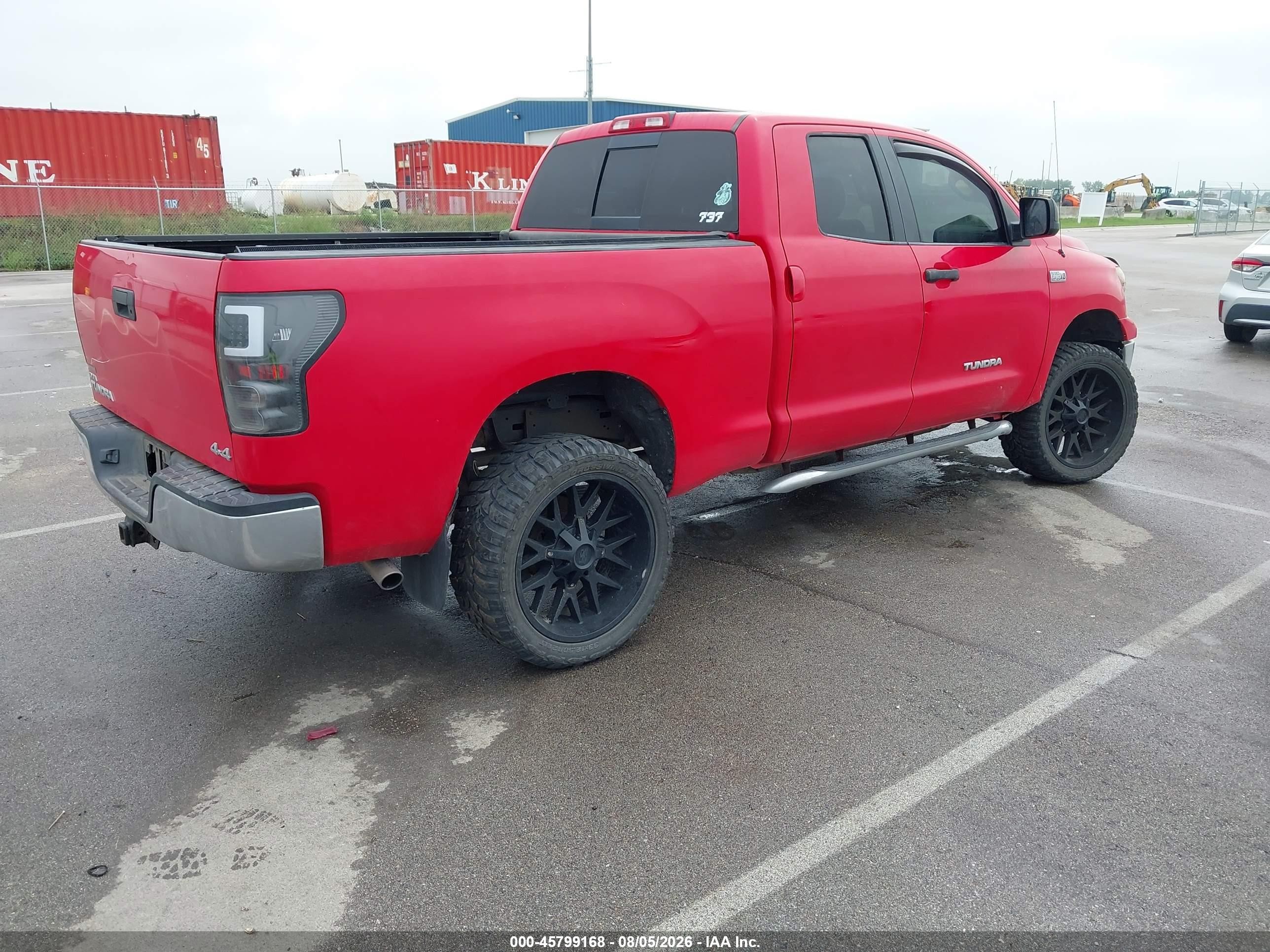 2008 Toyota Tundra Base 5.7l V8 Red vin: 5TFBV54128X071584