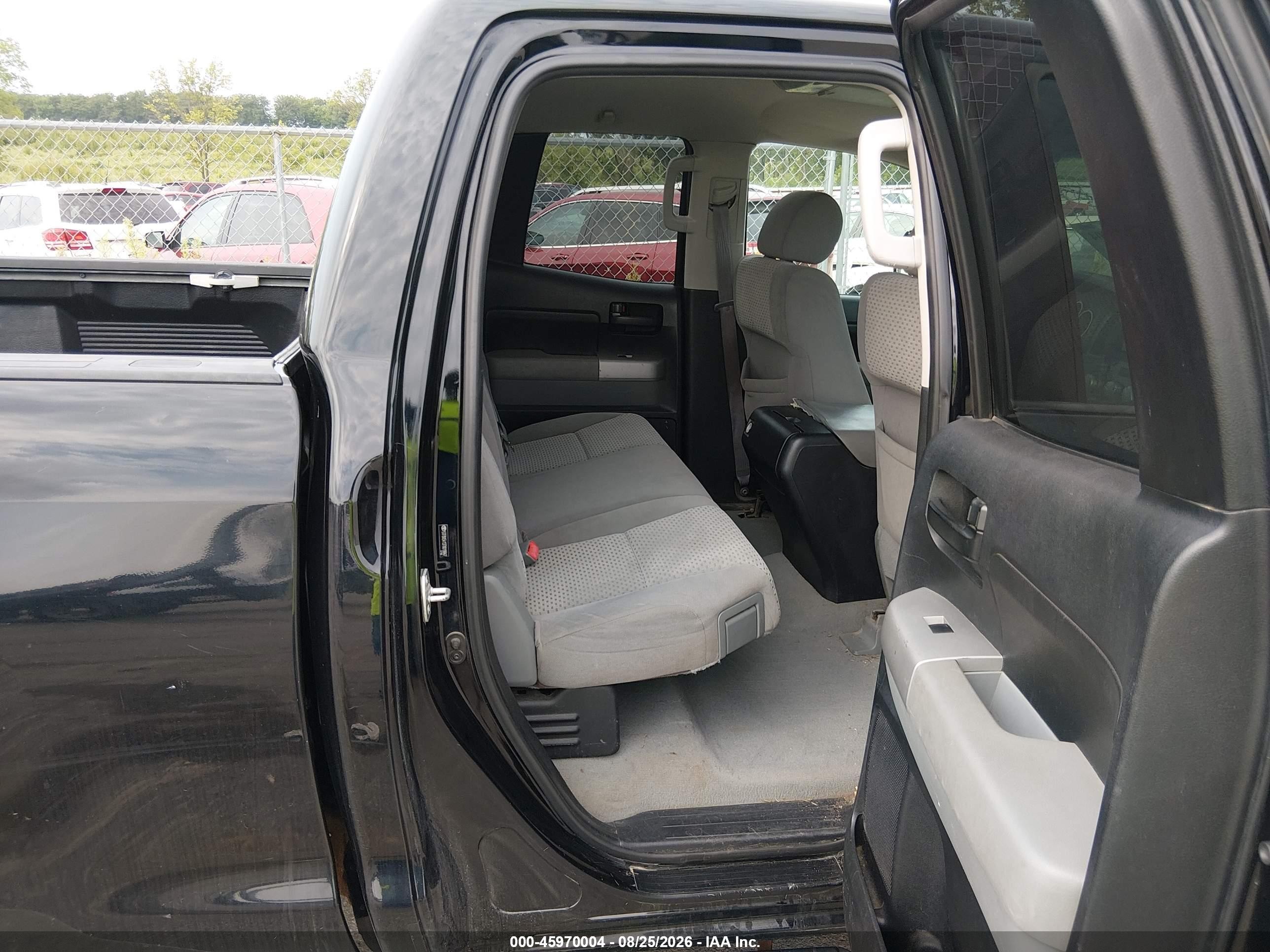 2007 Toyota Tundra Sr5 5.7l V8 Black vin: 5TFBV54137X019847
