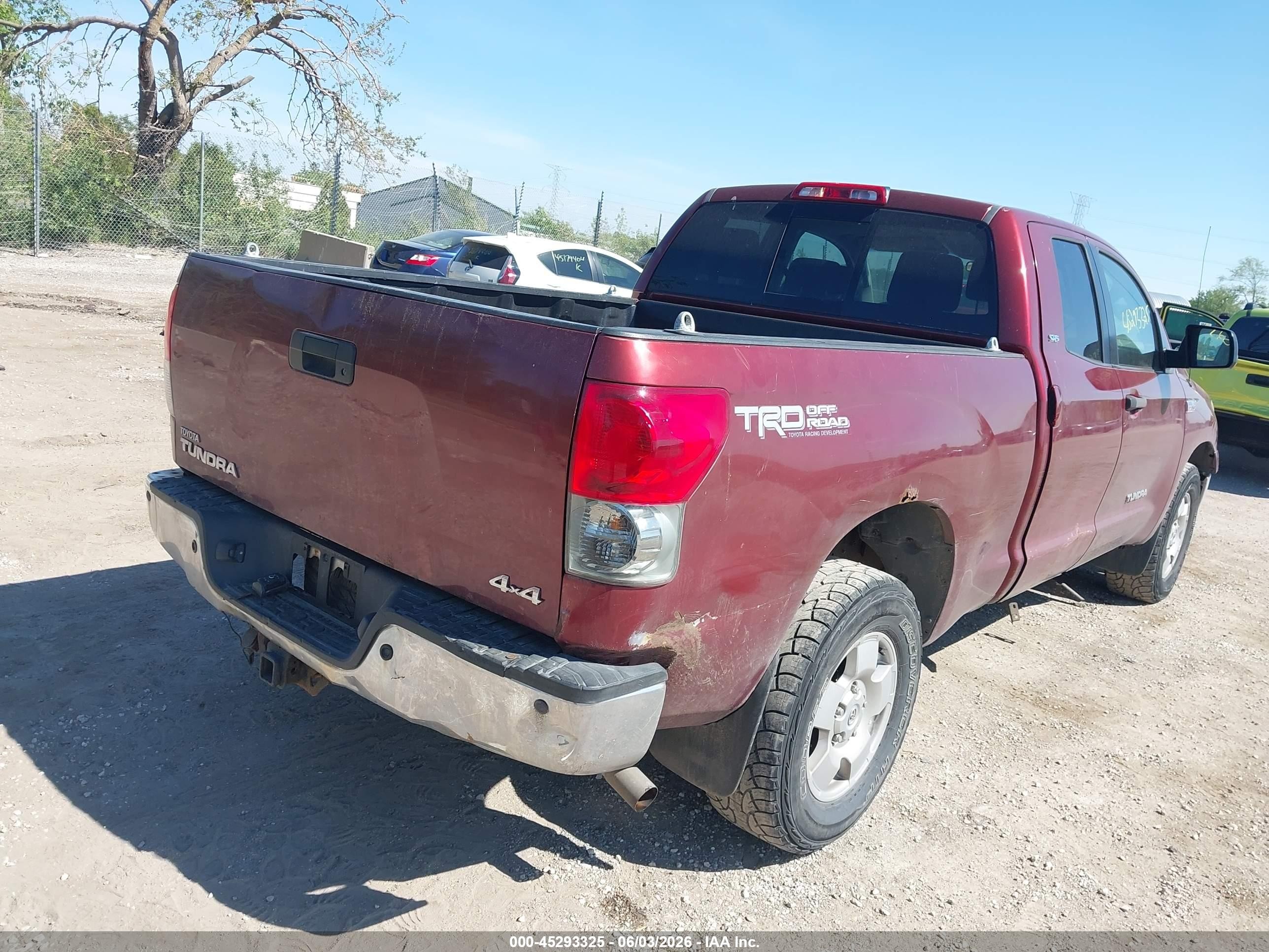 2007 Toyota Tundra Sr5 5.7l V8 Red vin: 5TFBV54137X023994