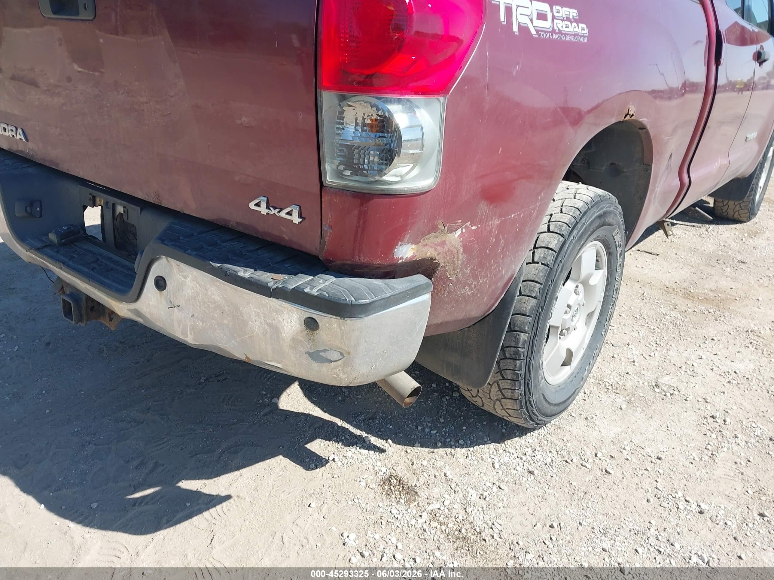 2007 Toyota Tundra Sr5 5.7l V8 Red vin: 5TFBV54137X023994