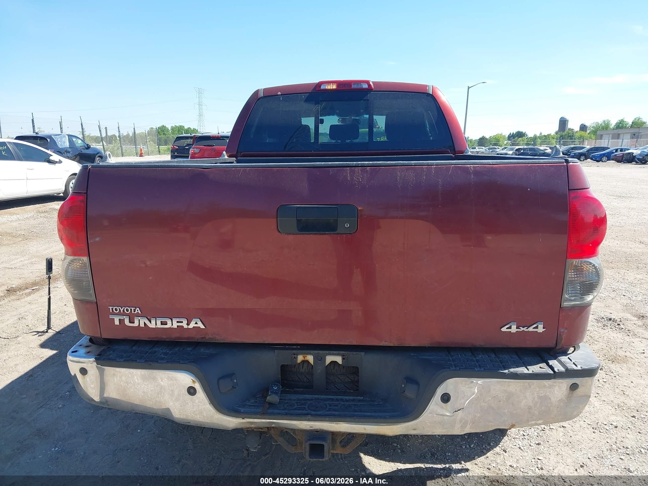 2007 Toyota Tundra Sr5 5.7l V8 Red vin: 5TFBV54137X023994