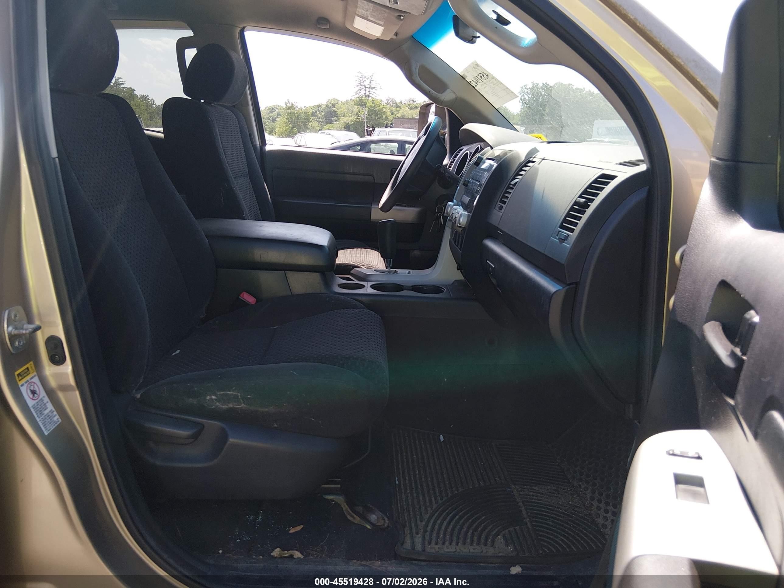 2008 Toyota Tundra Sr5 5.7l V8 Tan vin: 5TFBV54138X066944