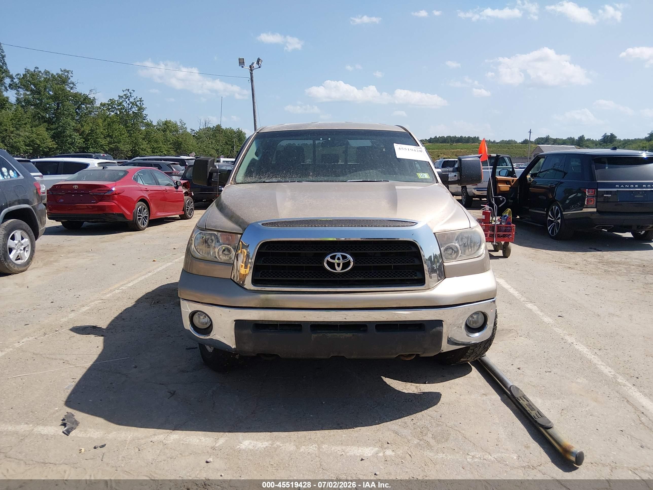 2008 Toyota Tundra Sr5 5.7l V8 Tan vin: 5TFBV54138X066944