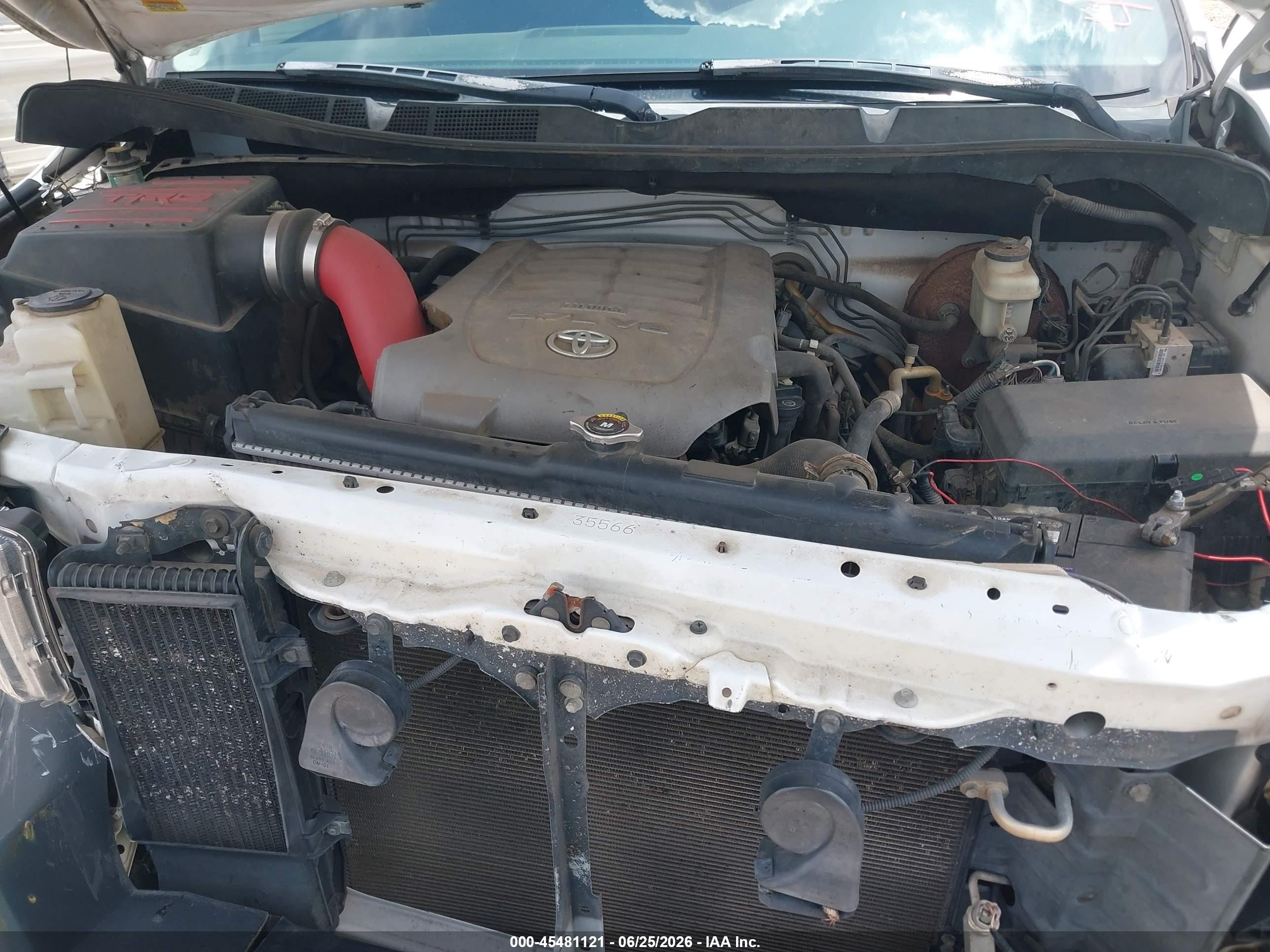 2007 Toyota Tundra Sr5 5.7l V8 White vin: 5TFBV54147X013488
