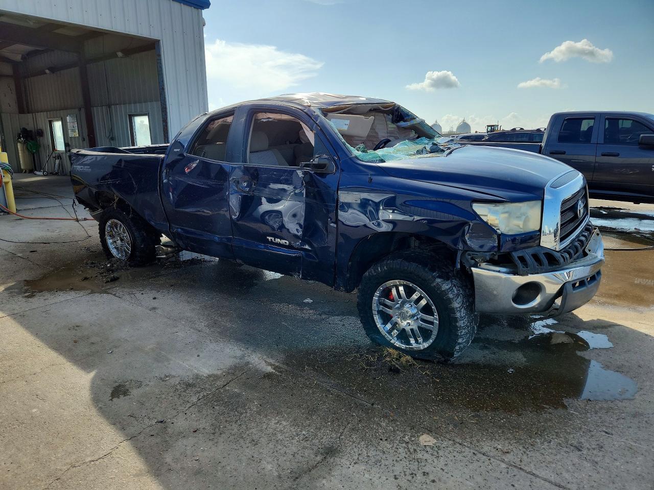 2007 Toyota Tundra Sr5 Blue vin: 5TFBV54157X006677