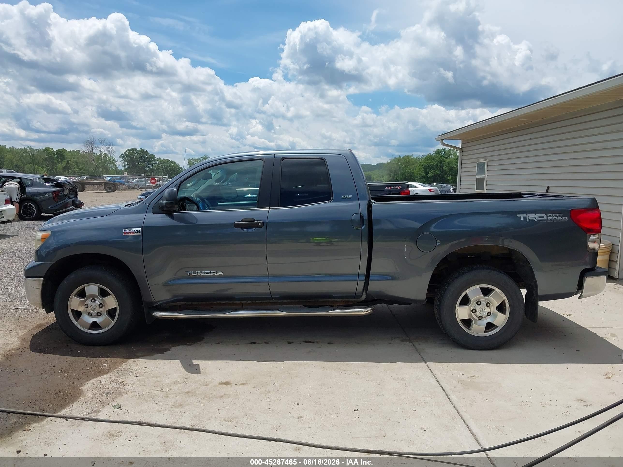 2007 Toyota Tundra Sr5 5.7l V8 Gray vin: 5TFBV54157X021714