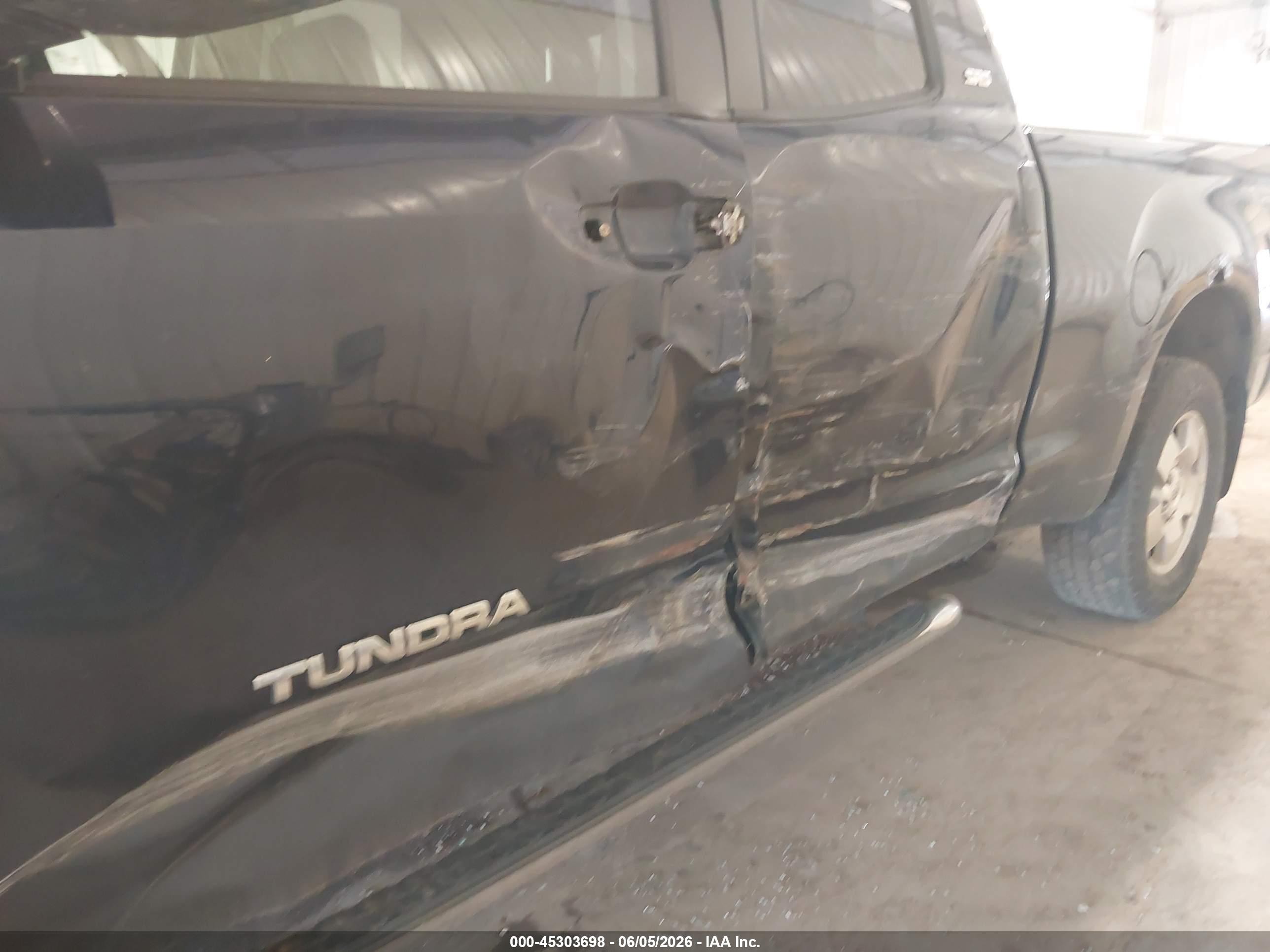 2008 Toyota Tundra Sr5 5.7l V8 Синий vin: 5TFBV54158X082823