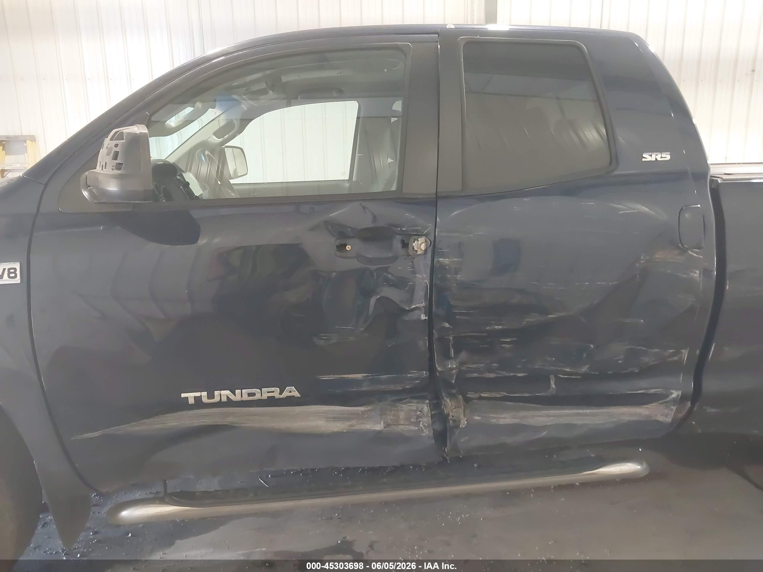 2008 Toyota Tundra Sr5 5.7l V8 Синий vin: 5TFBV54158X082823