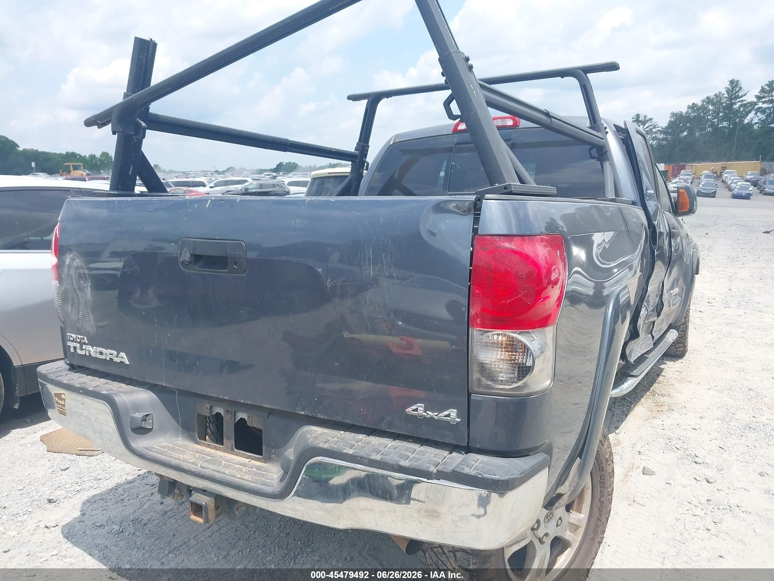 2008 Toyota Tundra Sr5 5.7l V8 Gray vin: 5TFBV54168X044792
