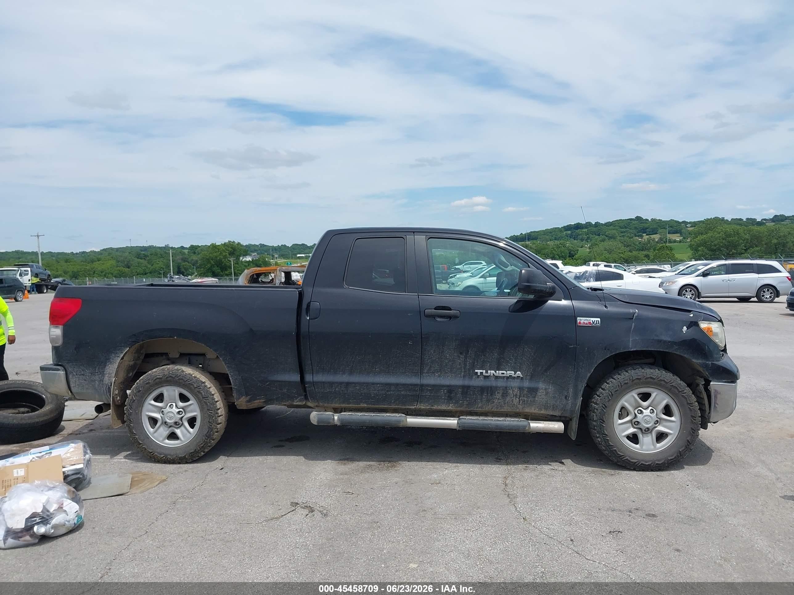 2008 Toyota Tundra Base 5.7l V8 Black vin: 5TFBV54168X047076