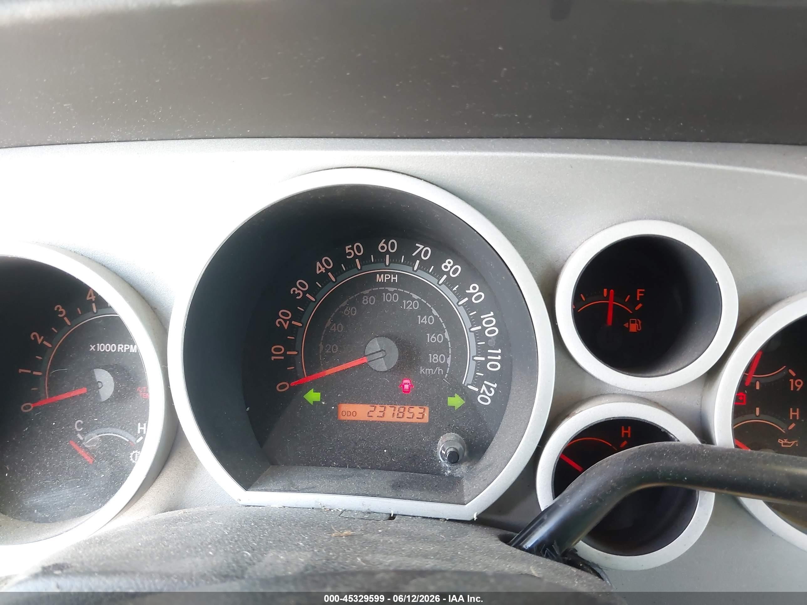 2008 Toyota Tundra Base 5.7l V8 Green vin: 5TFBV54168X057638