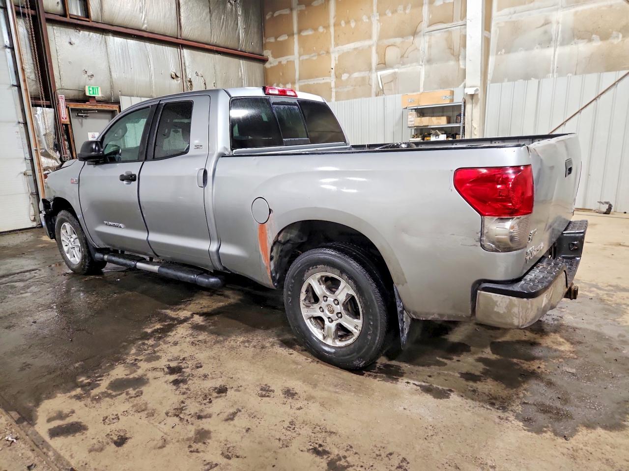 2007 Toyota Tundra Double Cab Sr5 Серебряный vin: 5TFBV54177X015946