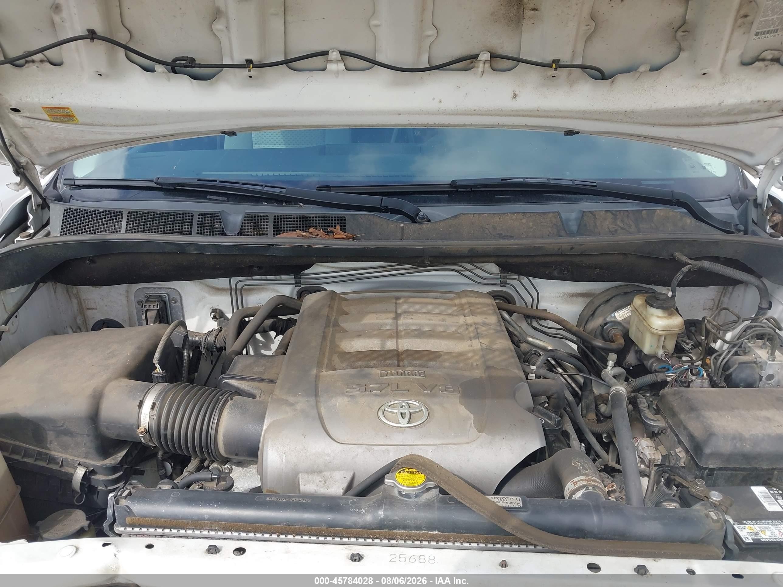2008 Toyota Tundra Sr5 5.7l V8 White vin: 5TFBV54178X040346