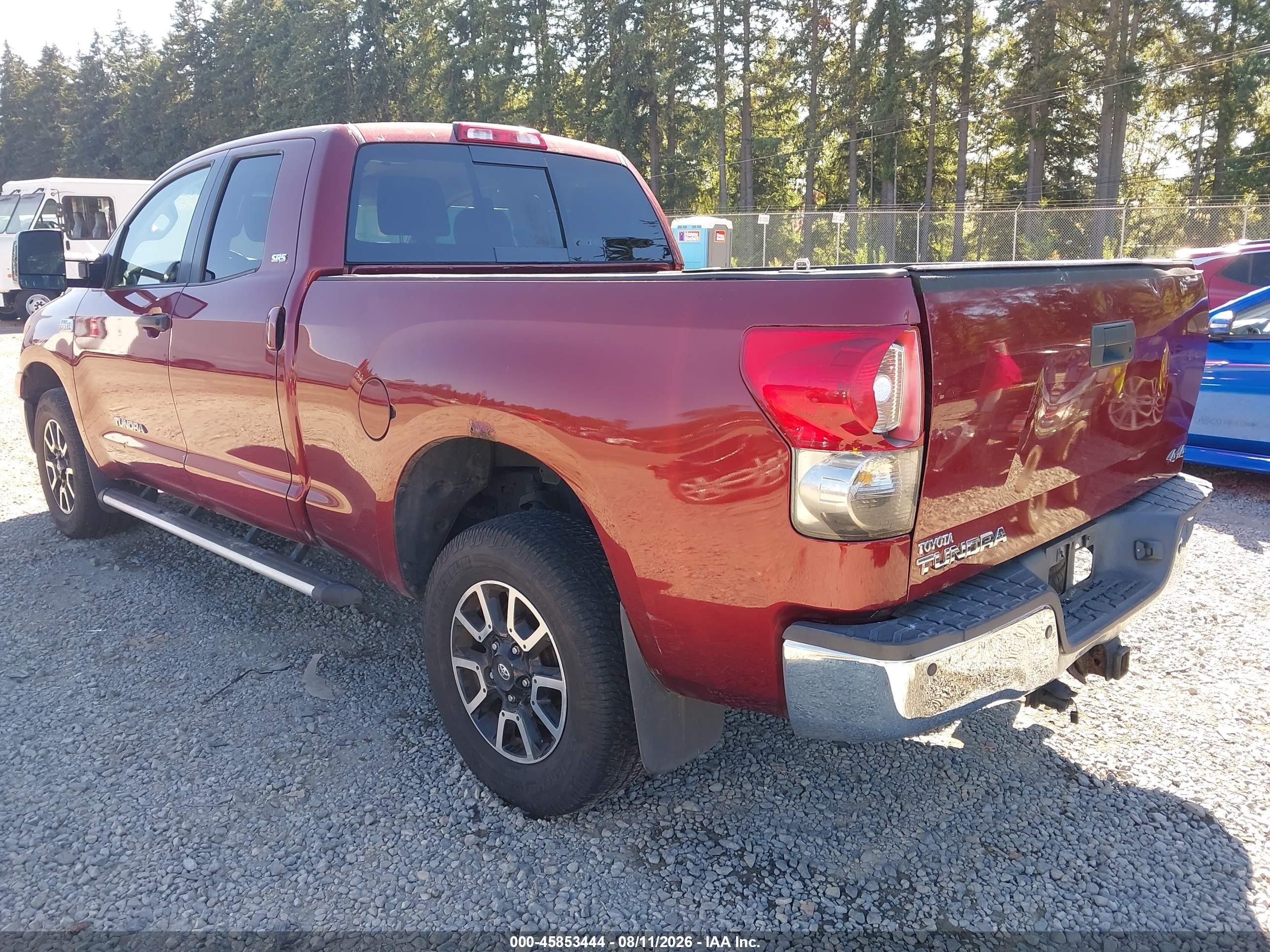 2007 Toyota Tundra Sr5 5.7l V8 Red vin: 5TFBV54187X009654