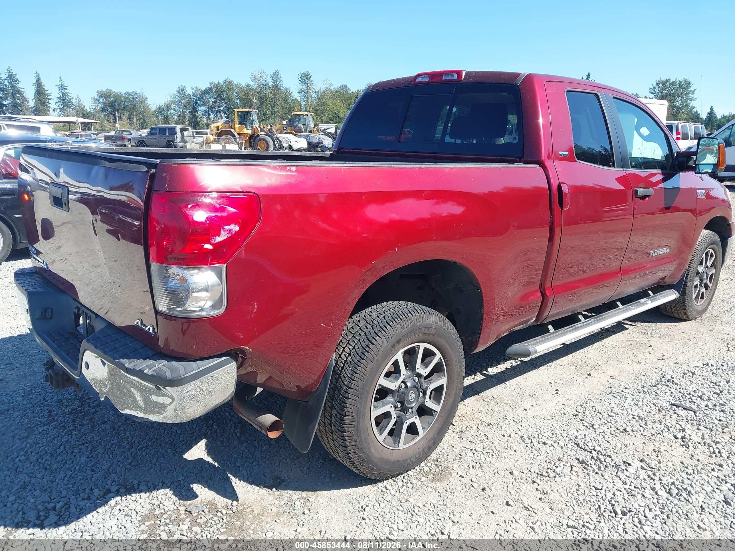 2007 Toyota Tundra Sr5 5.7l V8 Red vin: 5TFBV54187X009654