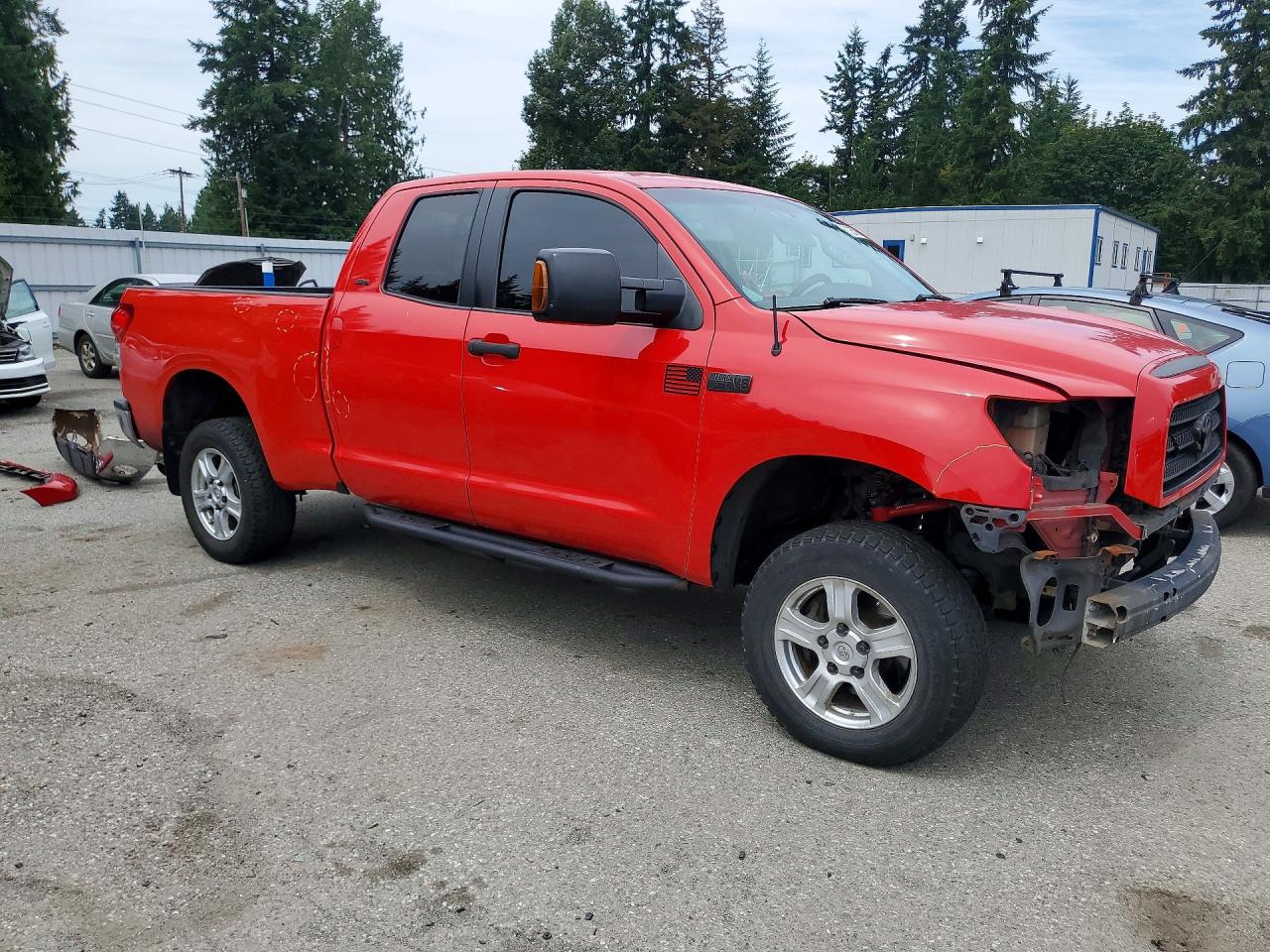 2007 Toyota Tundra Double Cab Sr5 Красный vin: 5TFBV54187X020637
