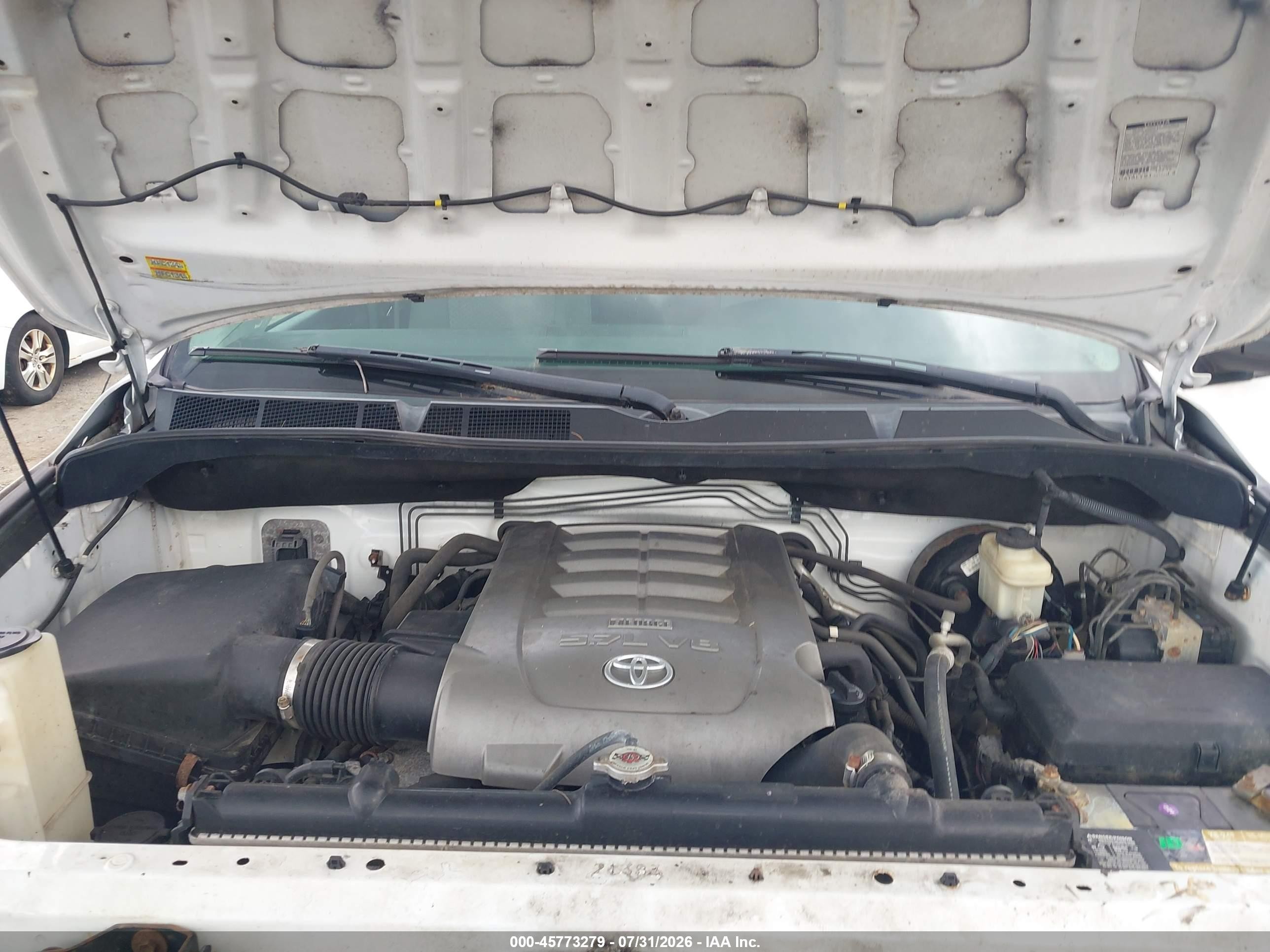 2008 Toyota Tundra Sr5 5.7l V8 White vin: 5TFBV54188X055714