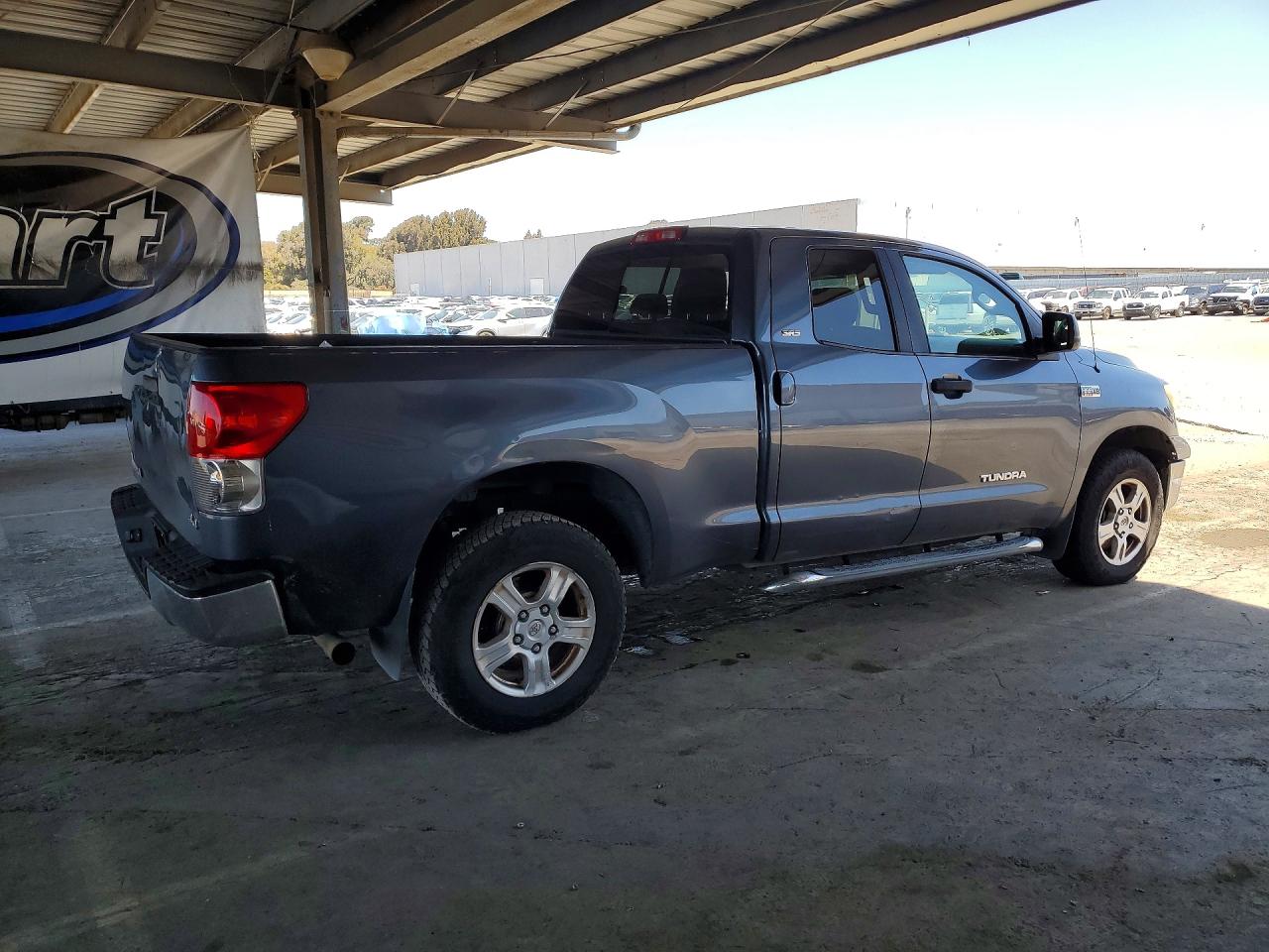 2008 Toyota Tundra Sr5 Gray vin: 5TFBV54188X056779