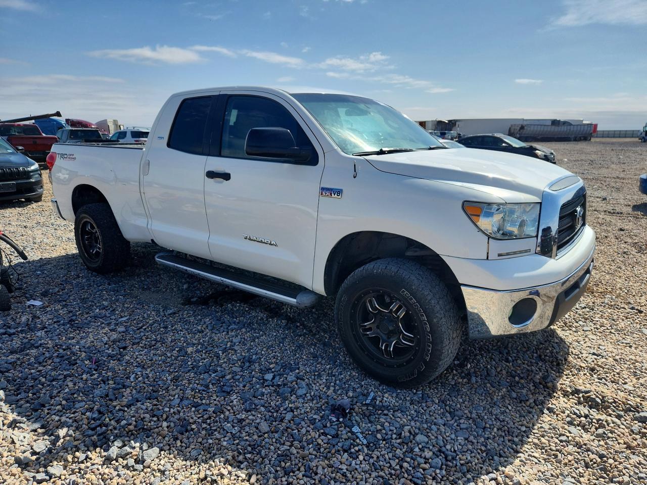 2007 Toyota Tundra Double Cab Sr5 White vin: 5TFBV54197X014636