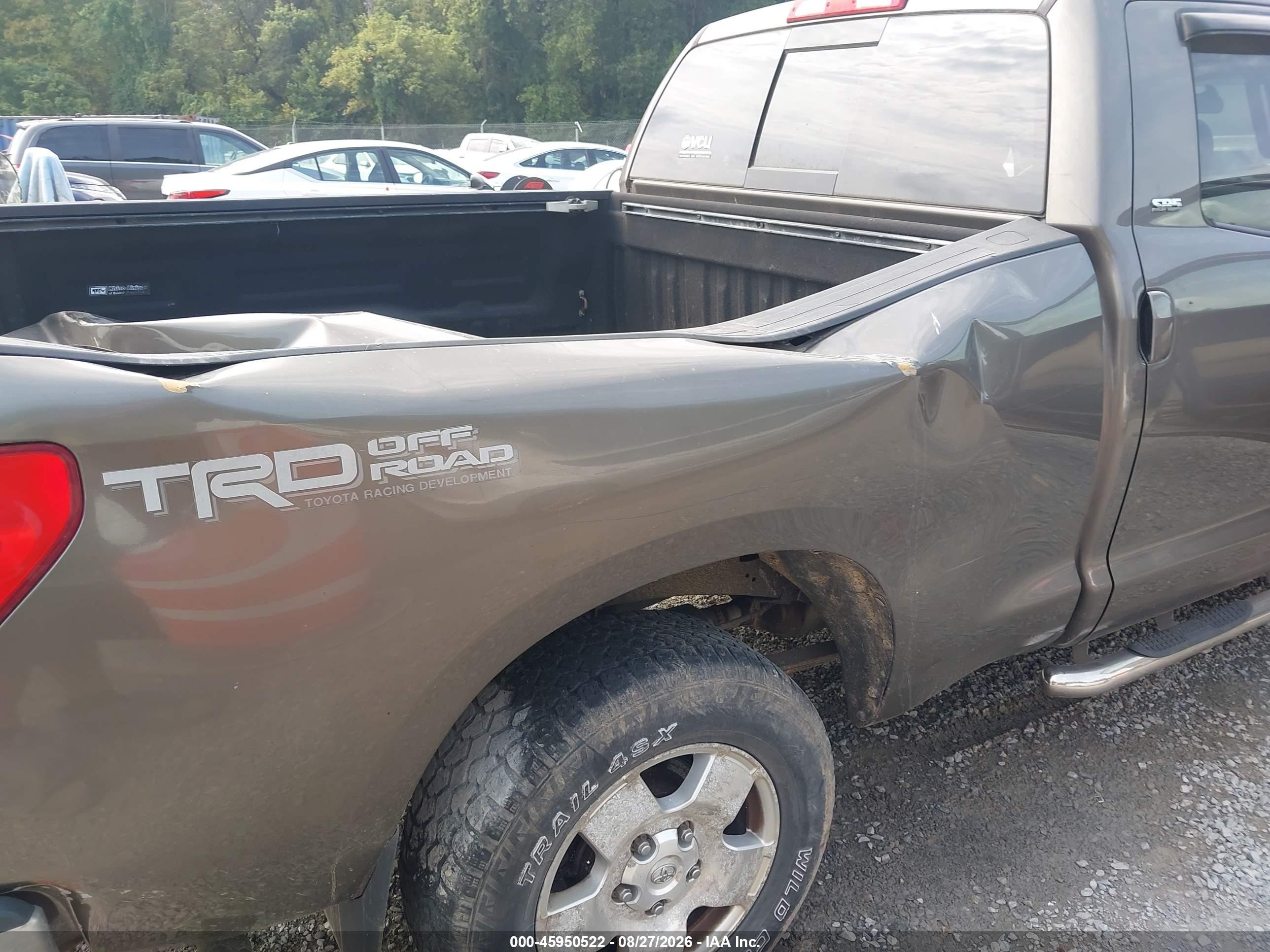 2008 Toyota Tundra Sr5 5.7l V8 Green vin: 5TFBV54198X062560