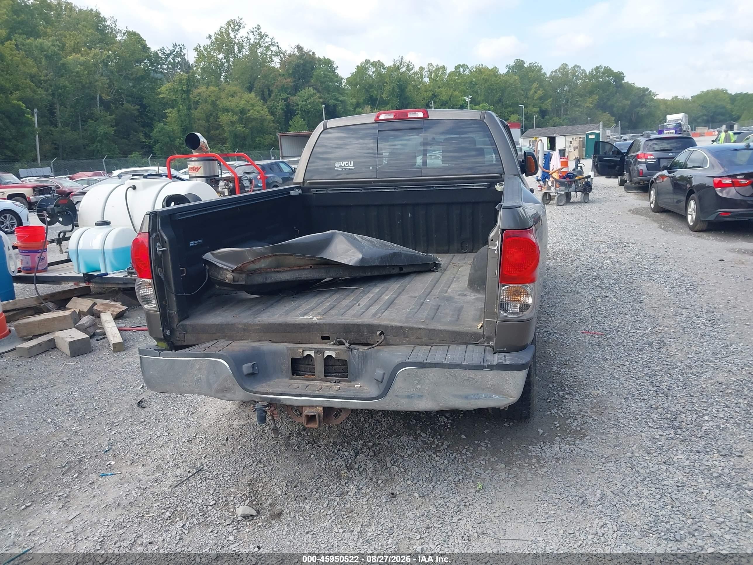 2008 Toyota Tundra Sr5 5.7l V8 Green vin: 5TFBV54198X062560