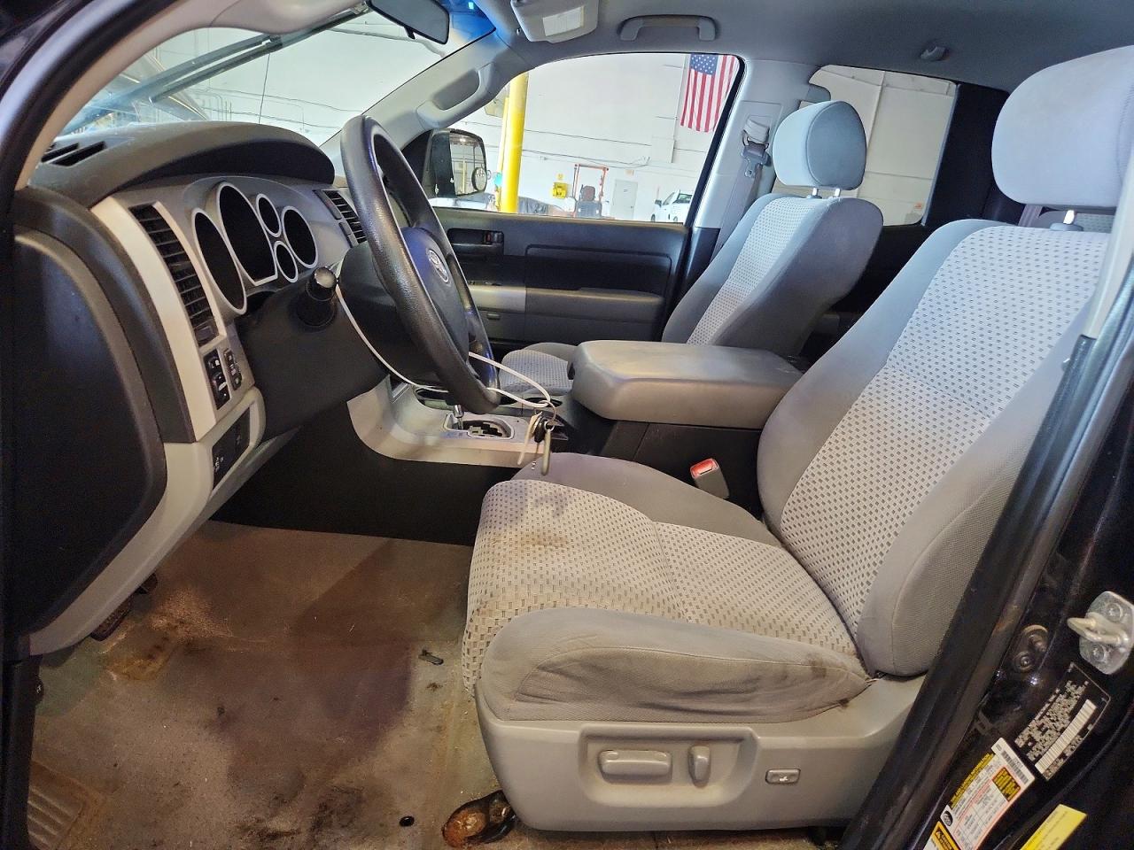 2009 Toyota Tundra Sr5 Черный vin: 5TFBV54199X093213