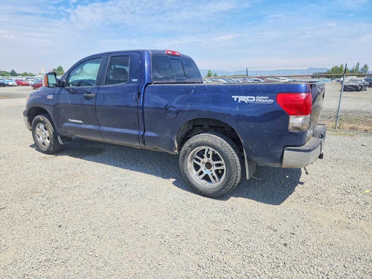 2008 Toyota Tundra Sr5 Blue vin: 5TFBV541X8X034816